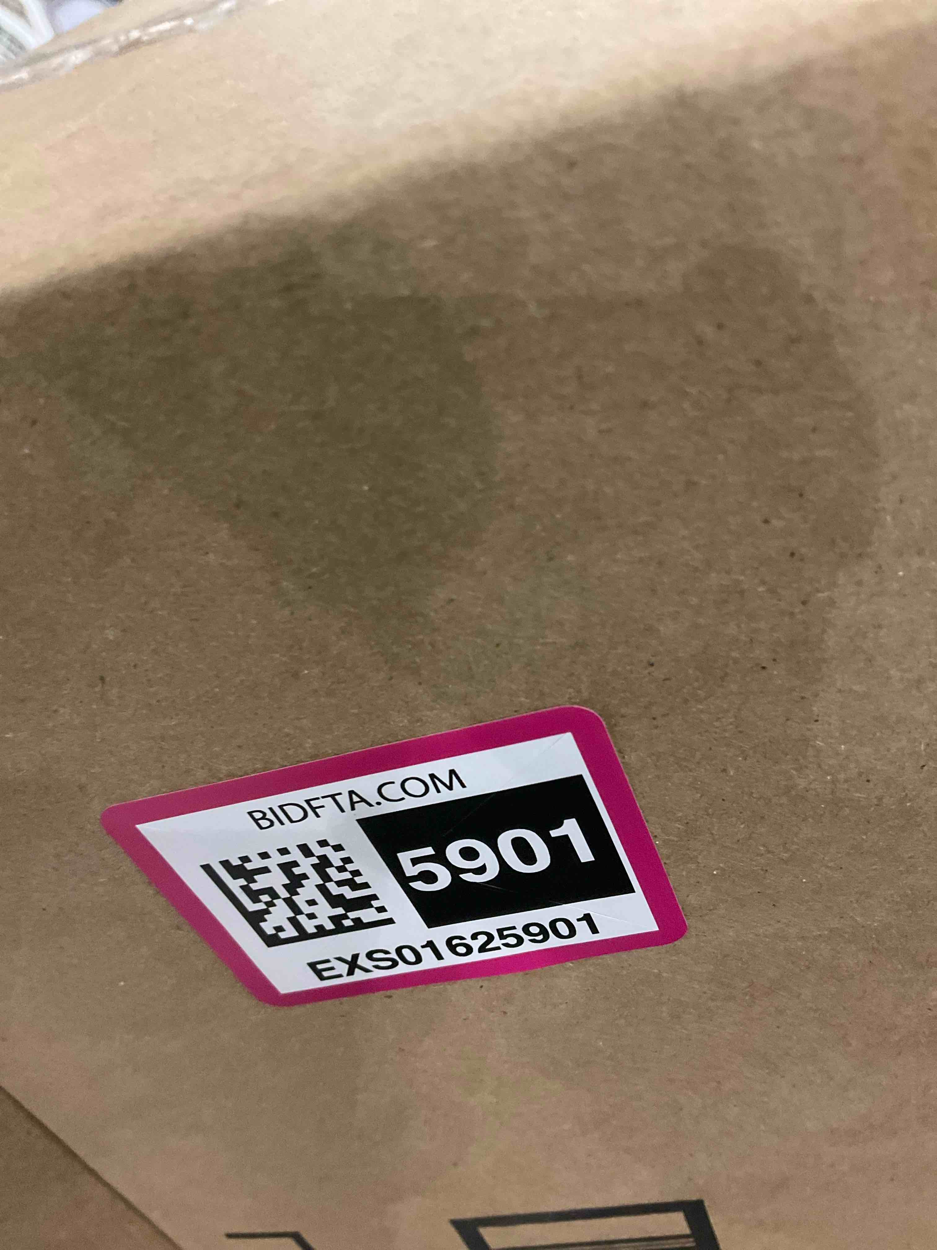 https://s3.amazonaws.com/lotting-images-prod/BargainHunt/EXS01625901_1723038090086.jpeg