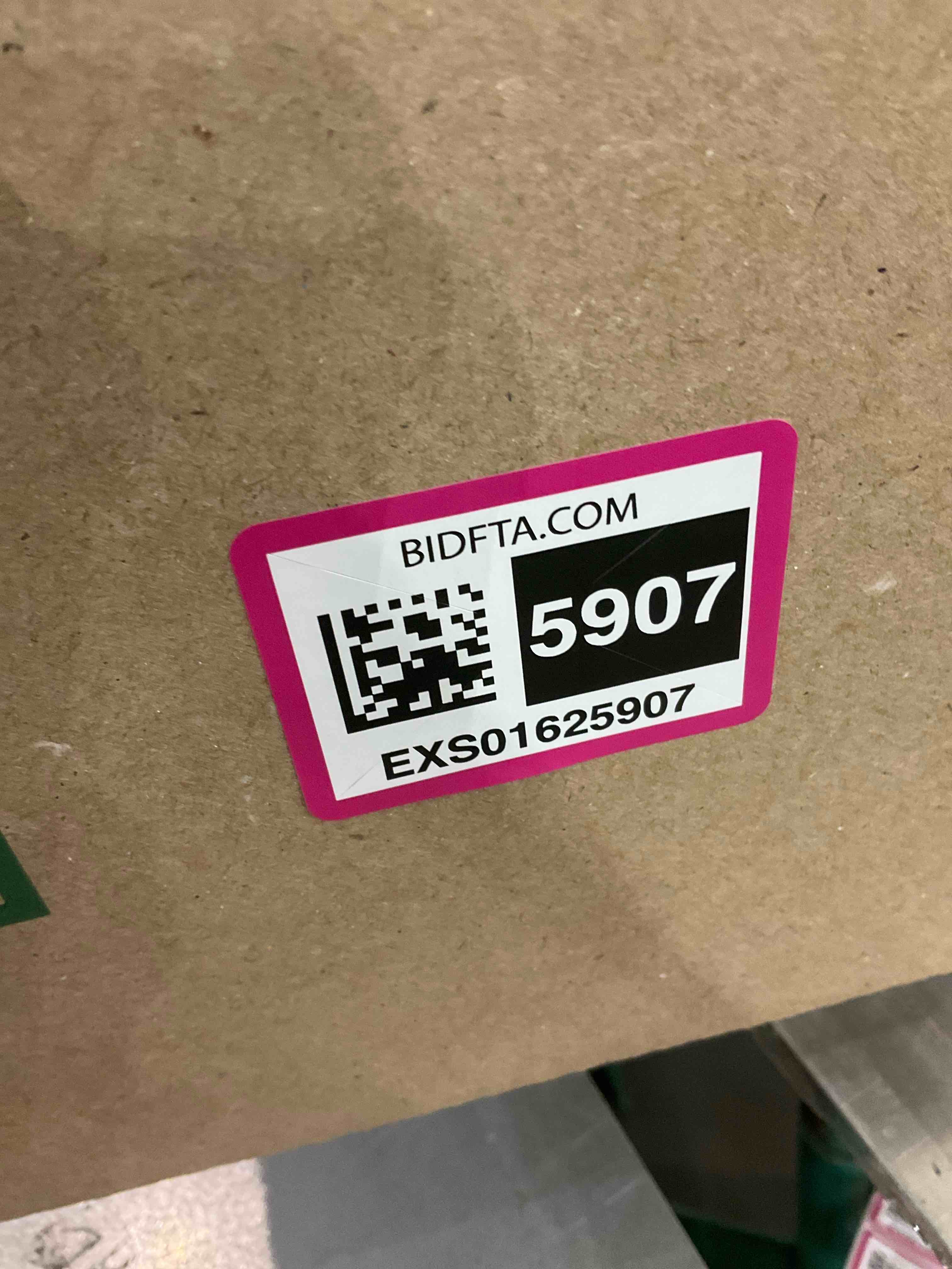 https://s3.amazonaws.com/lotting-images-prod/BargainHunt/EXS01625907_1723039395703.jpeg