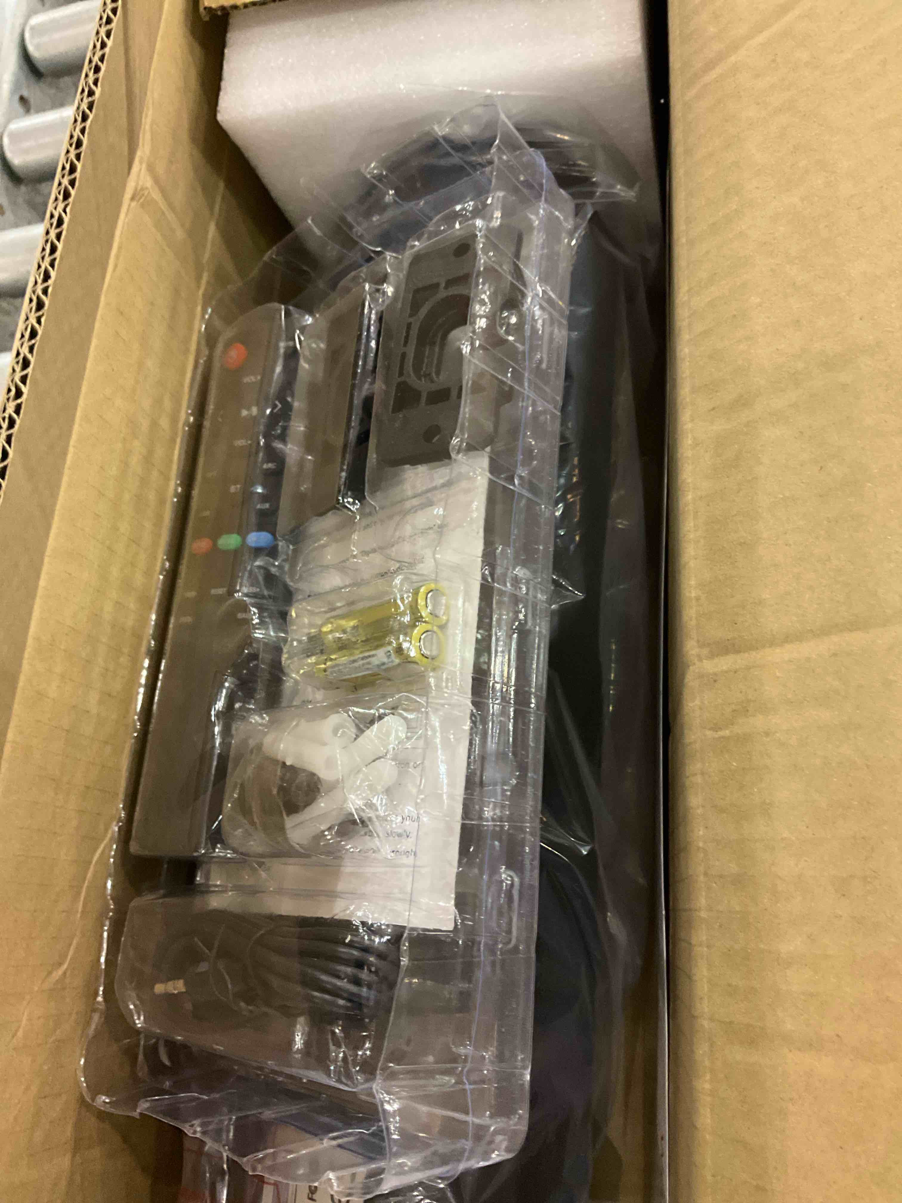 https://s3.amazonaws.com/lotting-images-prod/BargainHunt/EXS01625925_1723043893295.jpeg