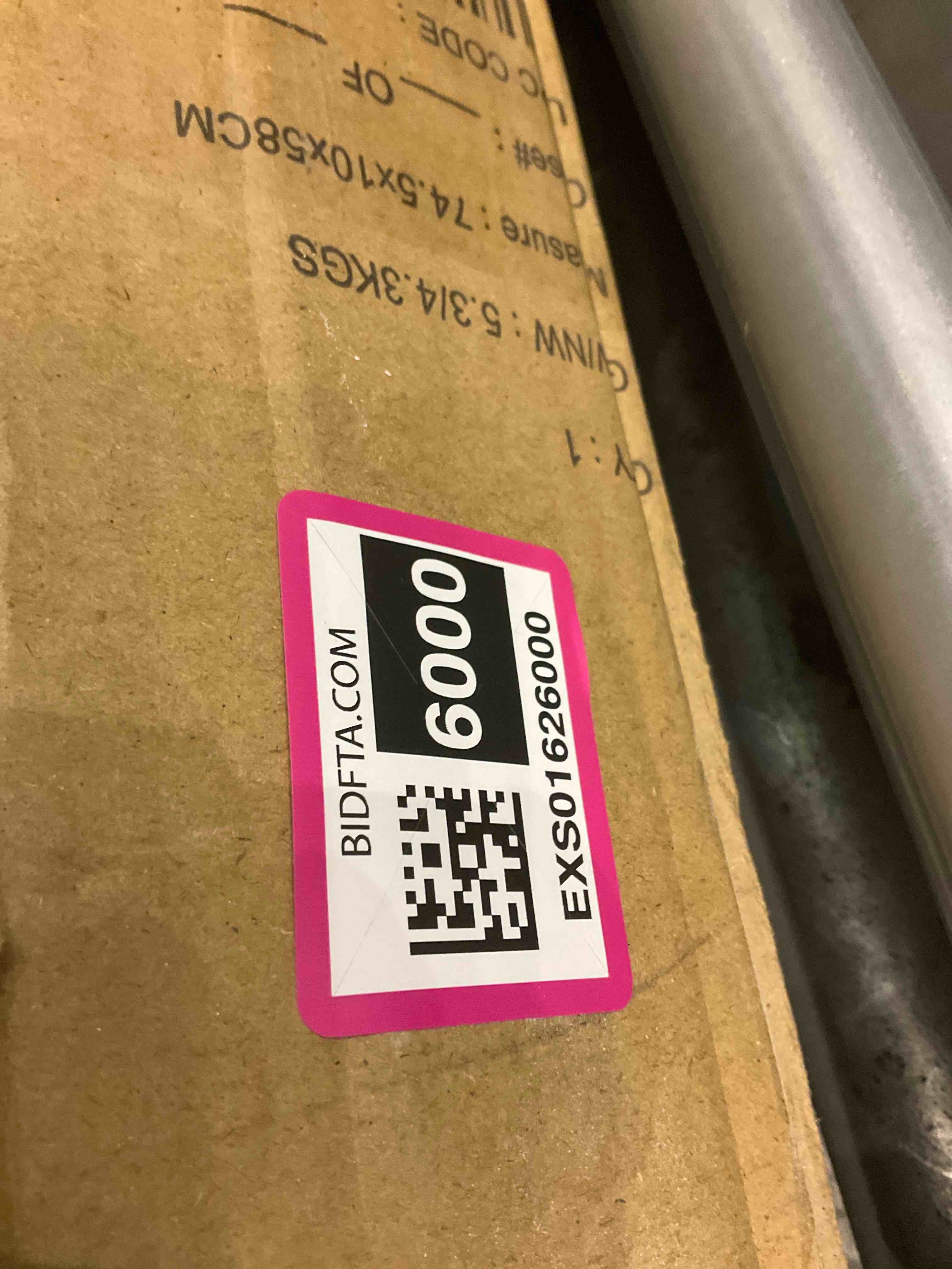 https://s3.amazonaws.com/lotting-images-prod/BargainHunt/EXS01626000_1723118743004.jpeg