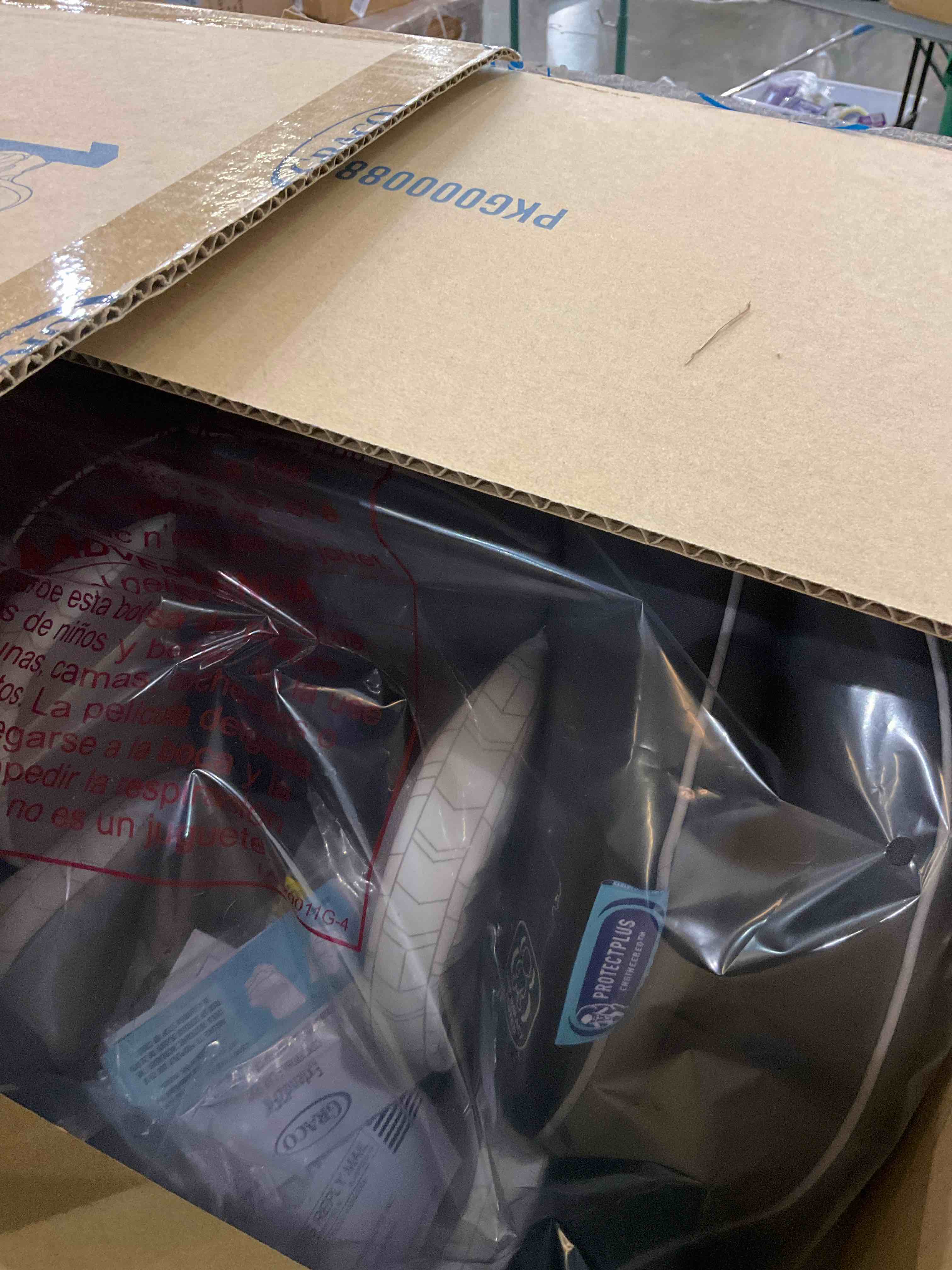 https://s3.amazonaws.com/lotting-images-prod/BargainHunt/EXS01626831_1723642430162.jpeg