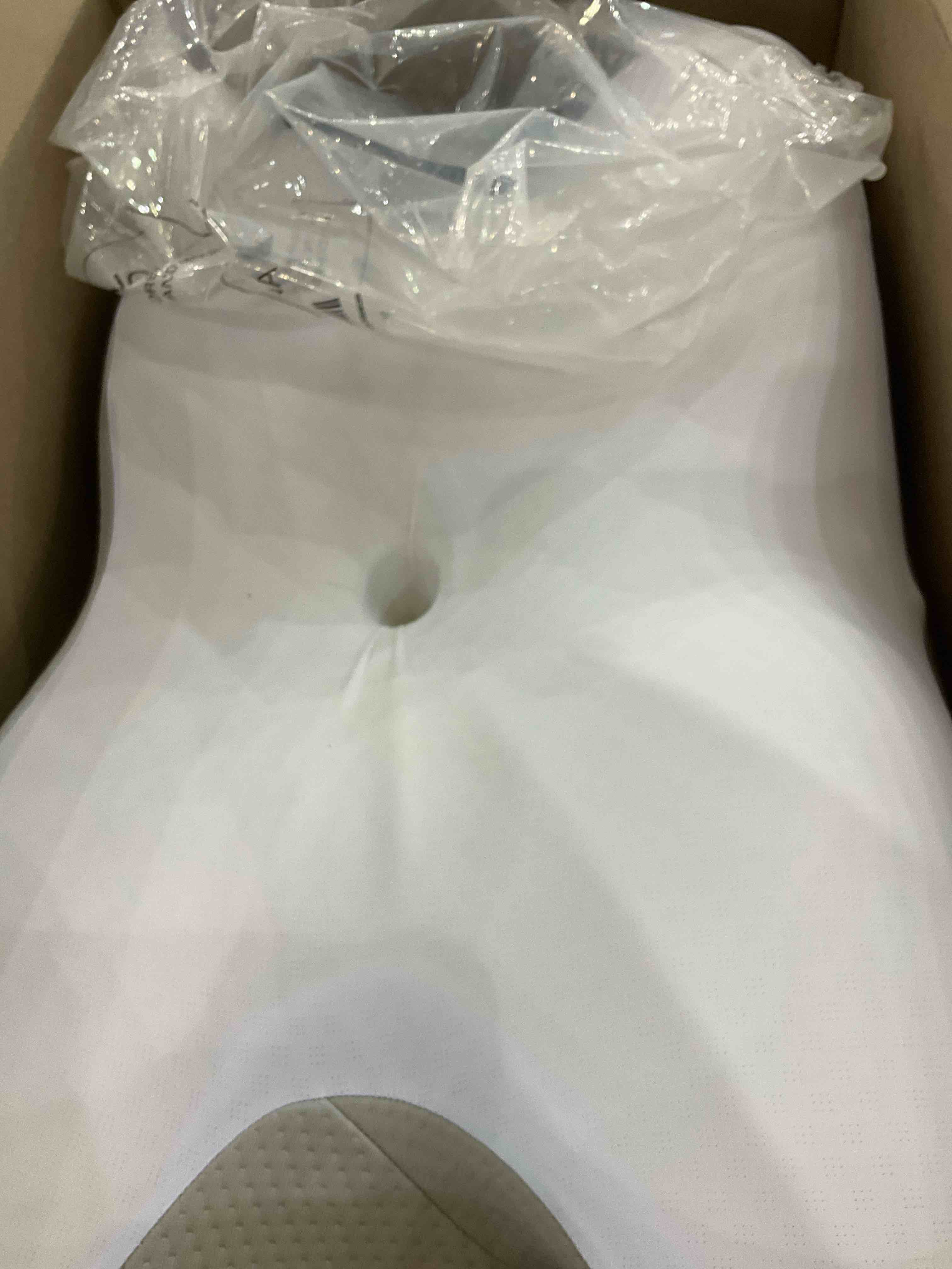 https://s3.amazonaws.com/lotting-images-prod/BargainHunt/EXS01626848_1723644100899.jpeg