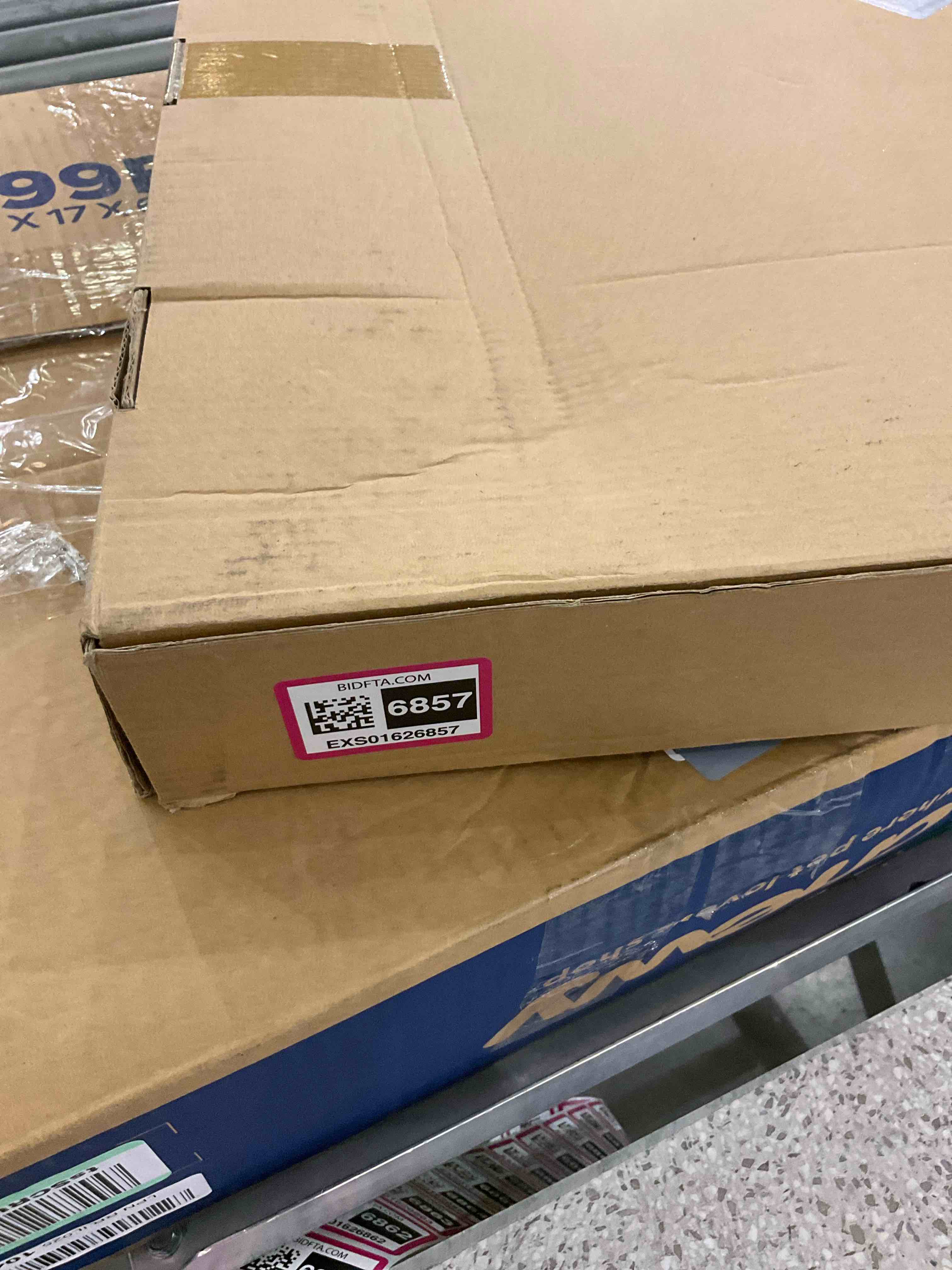 https://s3.amazonaws.com/lotting-images-prod/BargainHunt/EXS01626857_1723644938688.jpeg