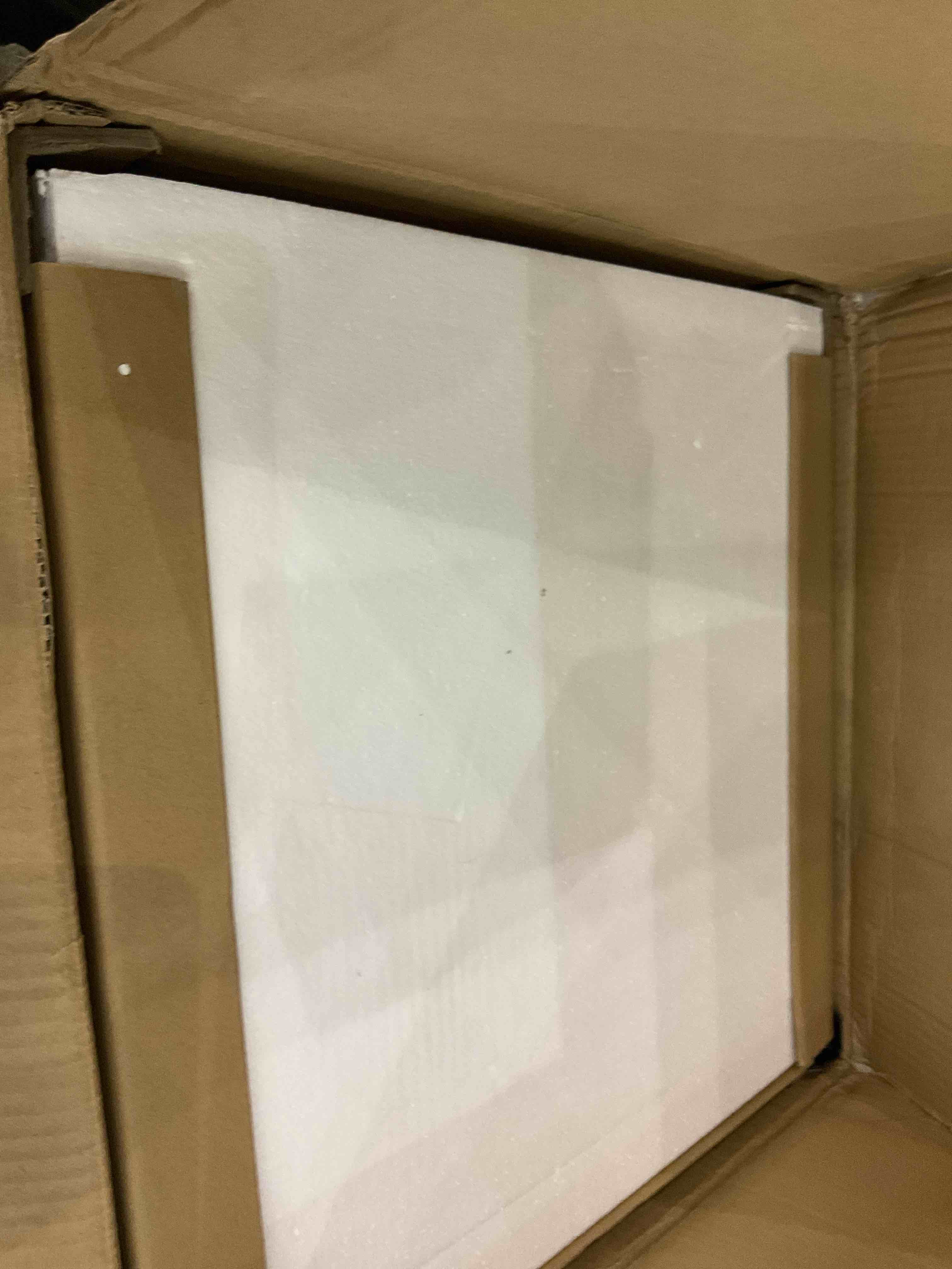 https://s3.amazonaws.com/lotting-images-prod/BargainHunt/EXS01627042_1722600555660.jpeg