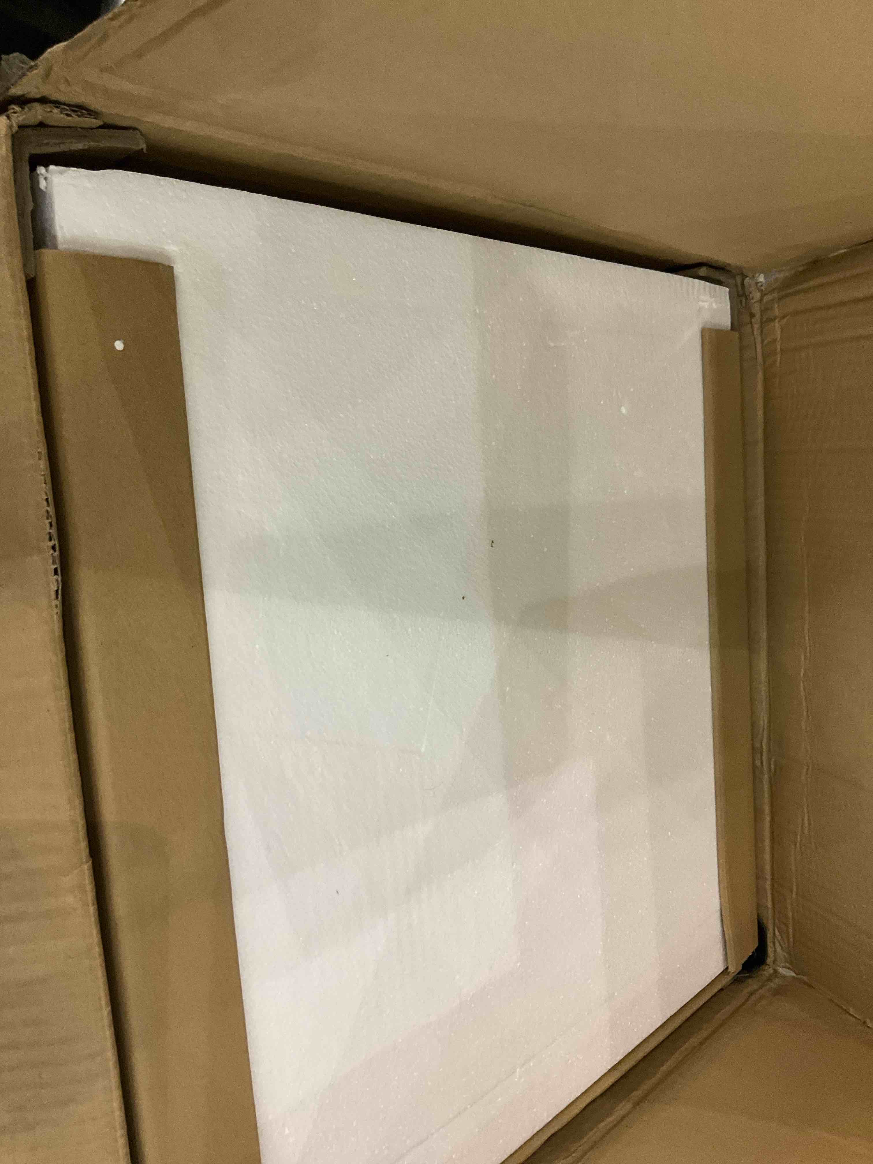 https://s3.amazonaws.com/lotting-images-prod/BargainHunt/EXS01627042_1722600558043.jpeg