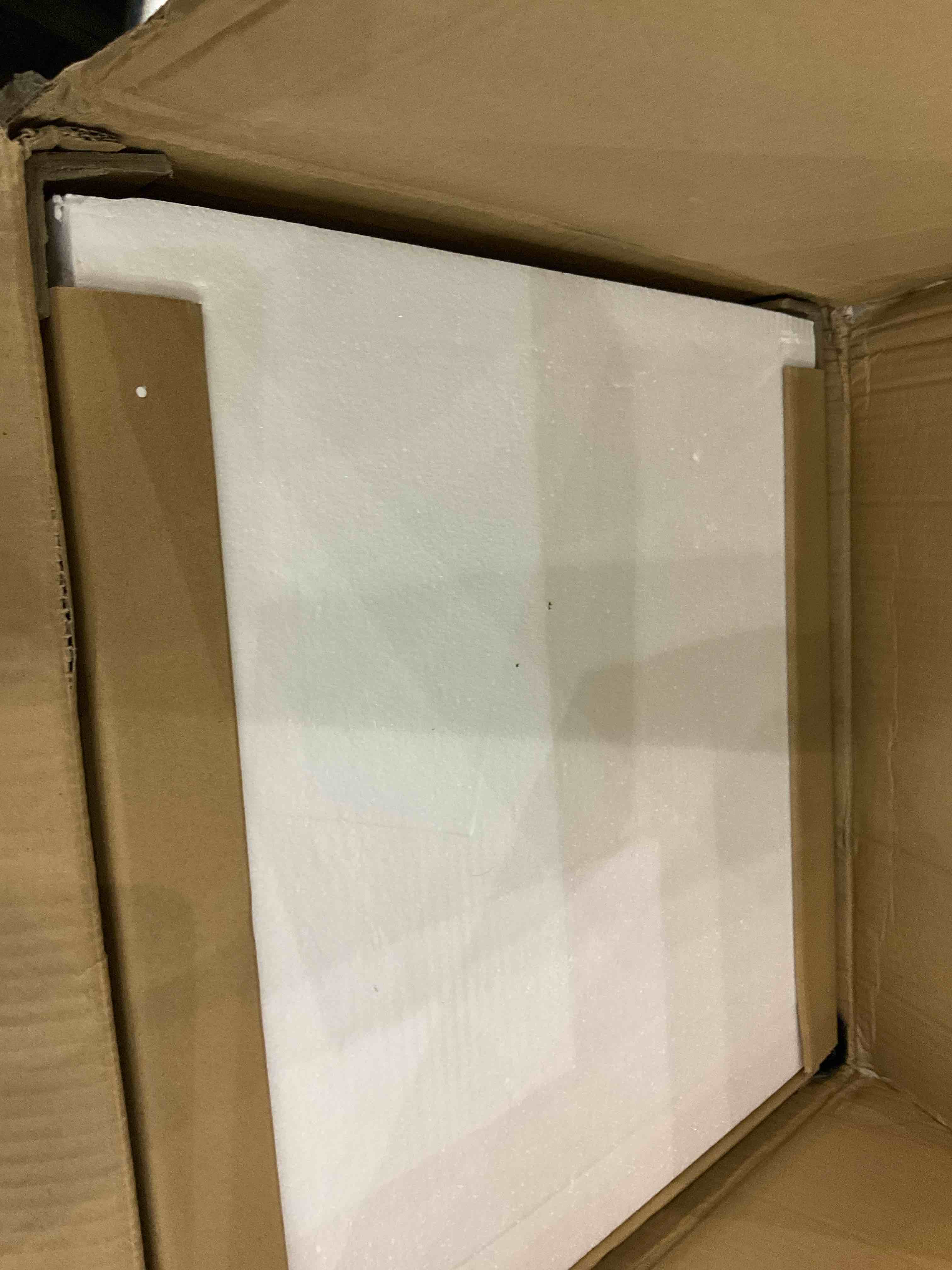 https://s3.amazonaws.com/lotting-images-prod/BargainHunt/EXS01627042_1722600558913.jpeg