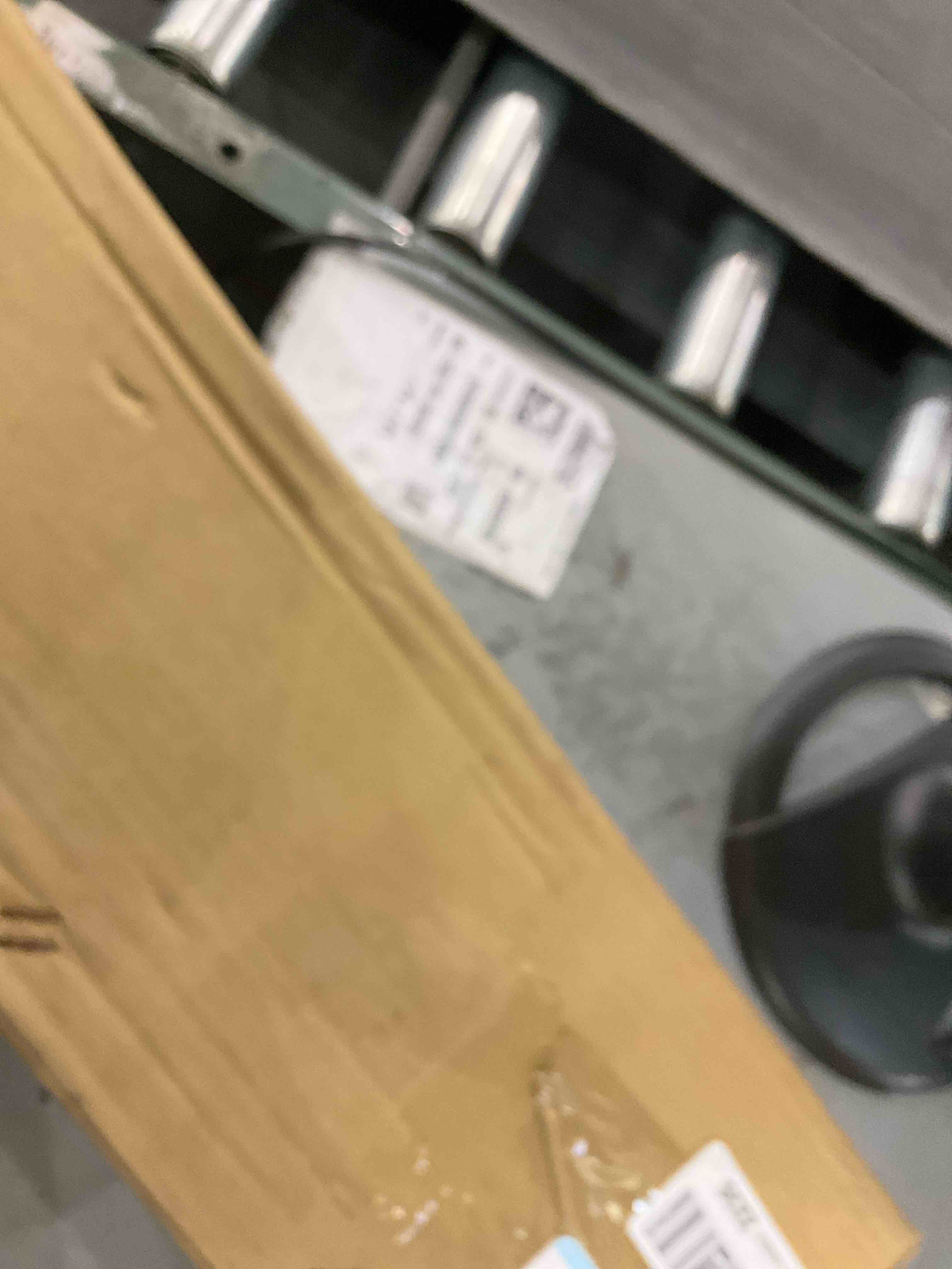https://s3.amazonaws.com/lotting-images-prod/BargainHunt/EXS01627065_1722607027833.jpeg