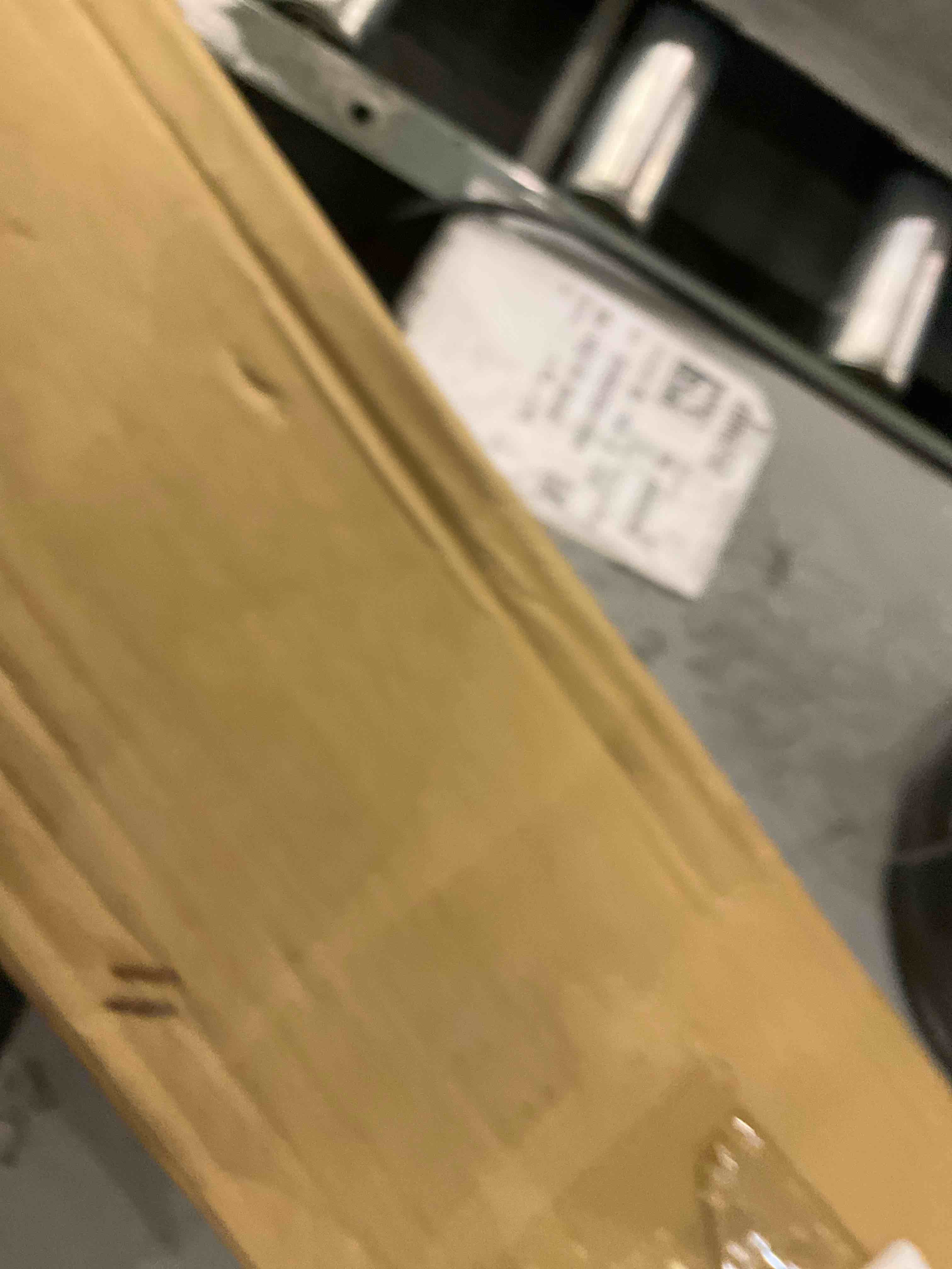 https://s3.amazonaws.com/lotting-images-prod/BargainHunt/EXS01627065_1722607028680.jpeg