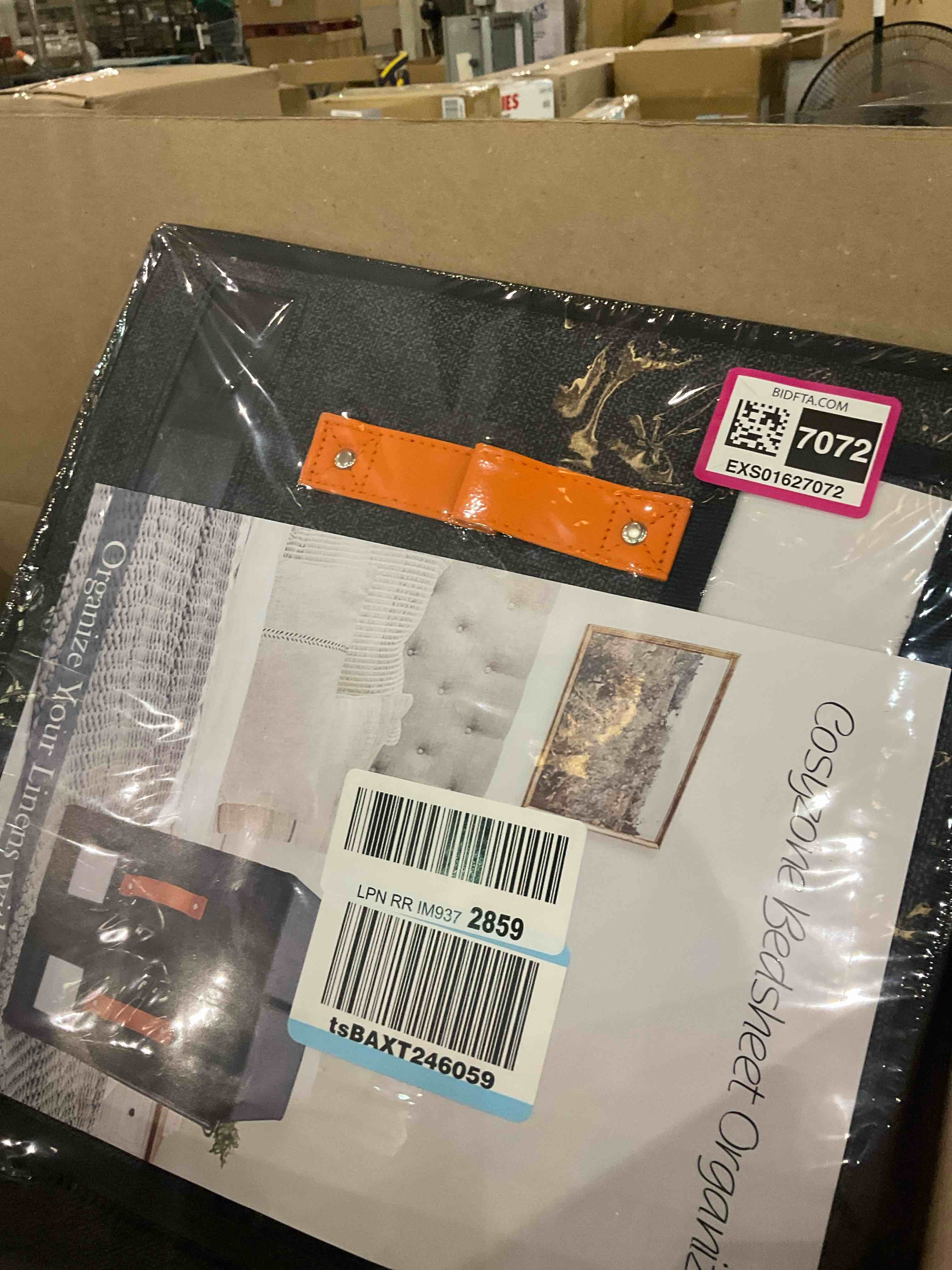 https://s3.amazonaws.com/lotting-images-prod/BargainHunt/EXS01627072_1722608357108.jpeg