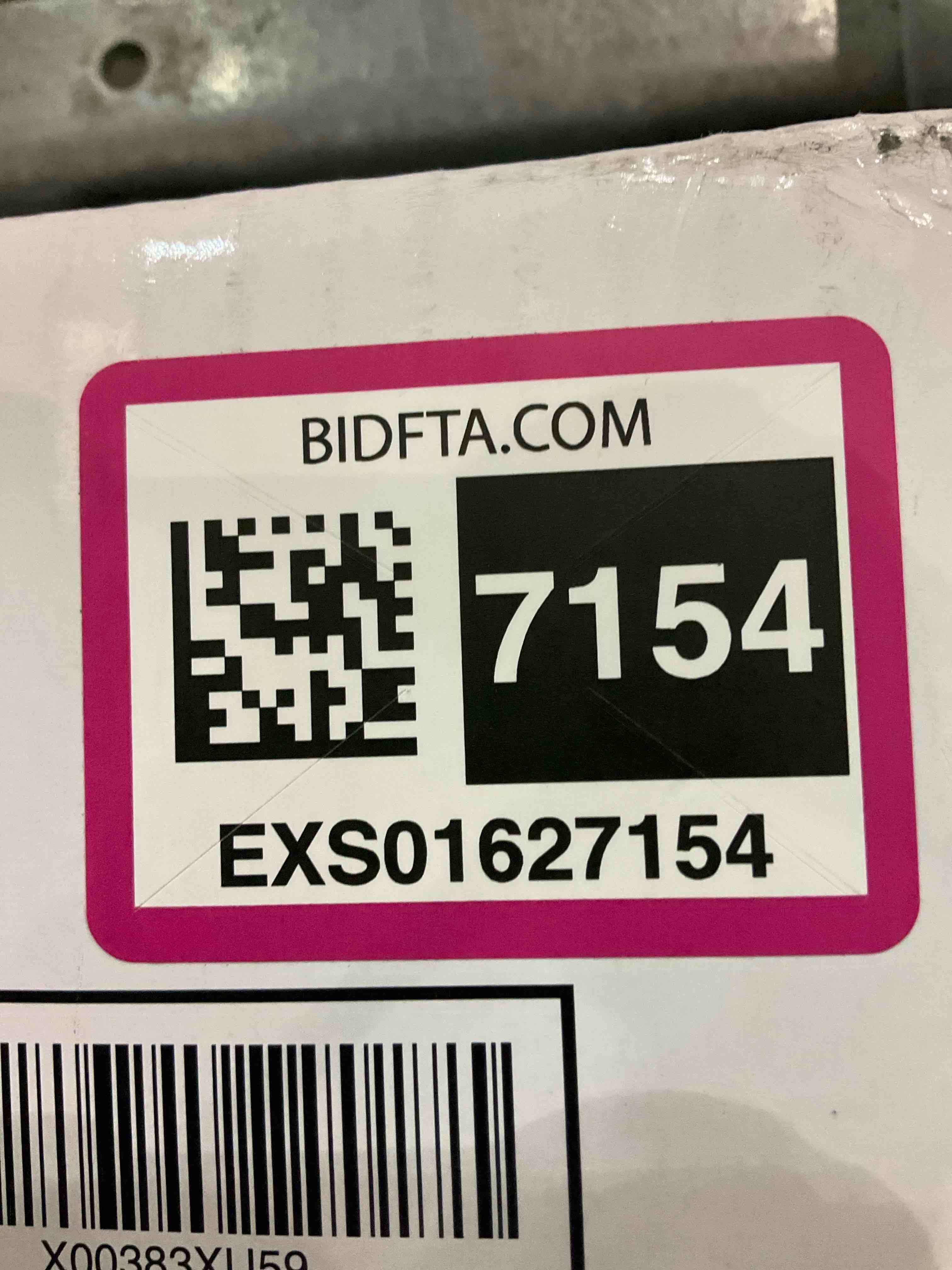 https://s3.amazonaws.com/lotting-images-prod/BargainHunt/EXS01627154_1723119457786.jpeg