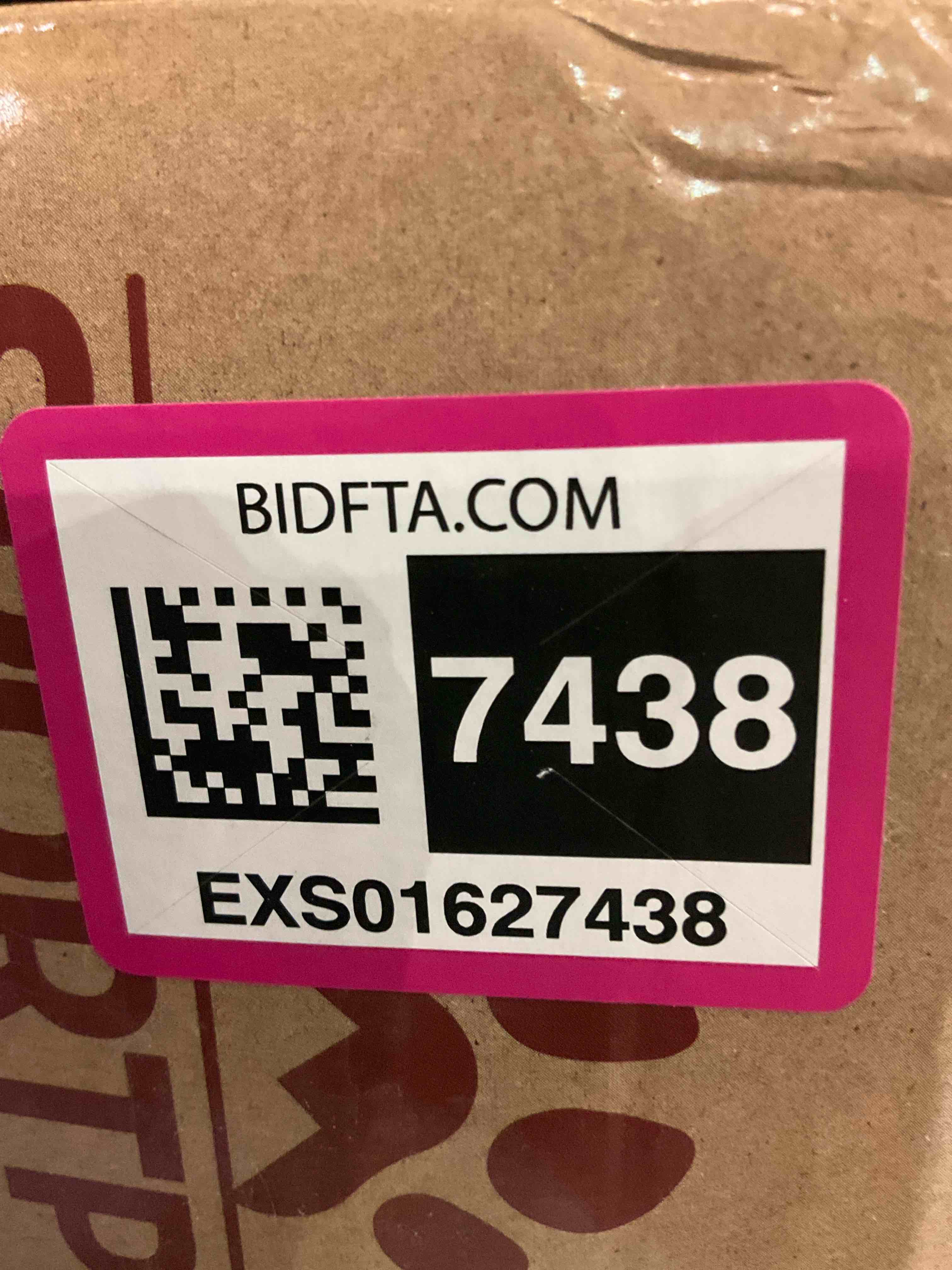 SPORT PET Plastic Kennels Rolling Plastic Wire Door Travel Dog Crate, Collabsible Kennel, 22.1" L x 23.3" W x 30.6" H