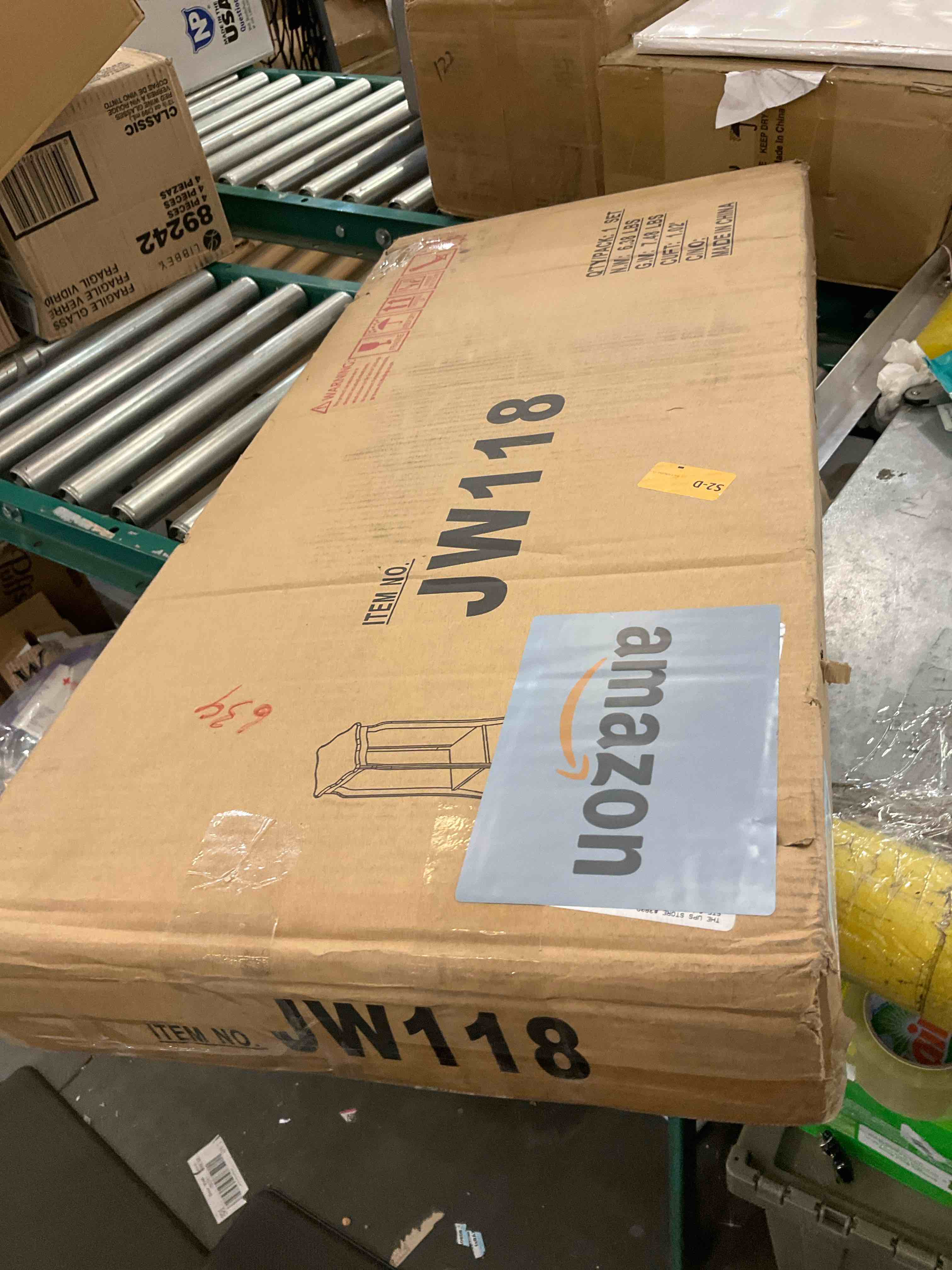 https://s3.amazonaws.com/lotting-images-prod/BargainHunt/EXS01629039_1722450901360.jpeg