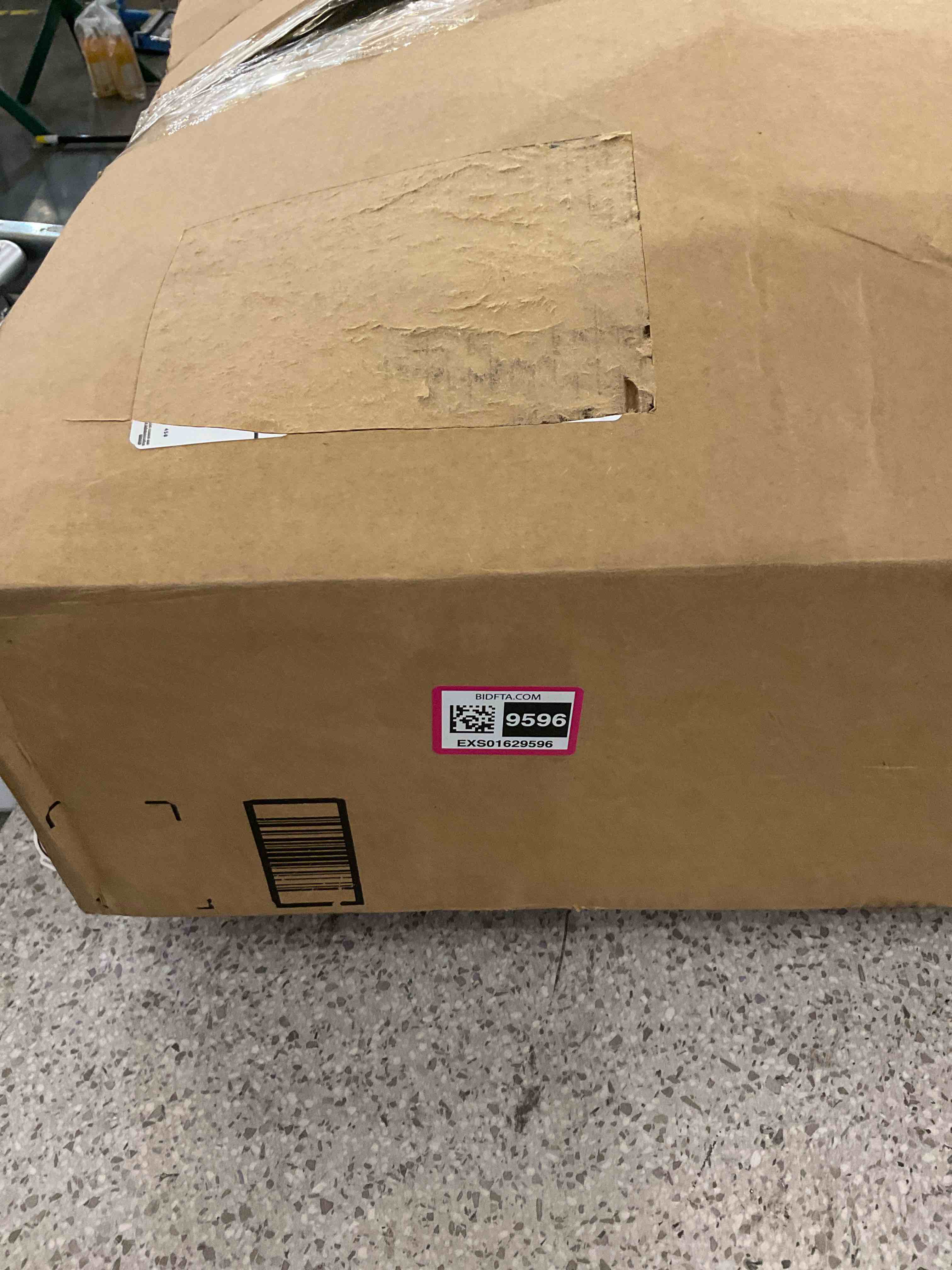 https://s3.amazonaws.com/lotting-images-prod/BargainHunt/EXS01629596_1722963498787.jpeg