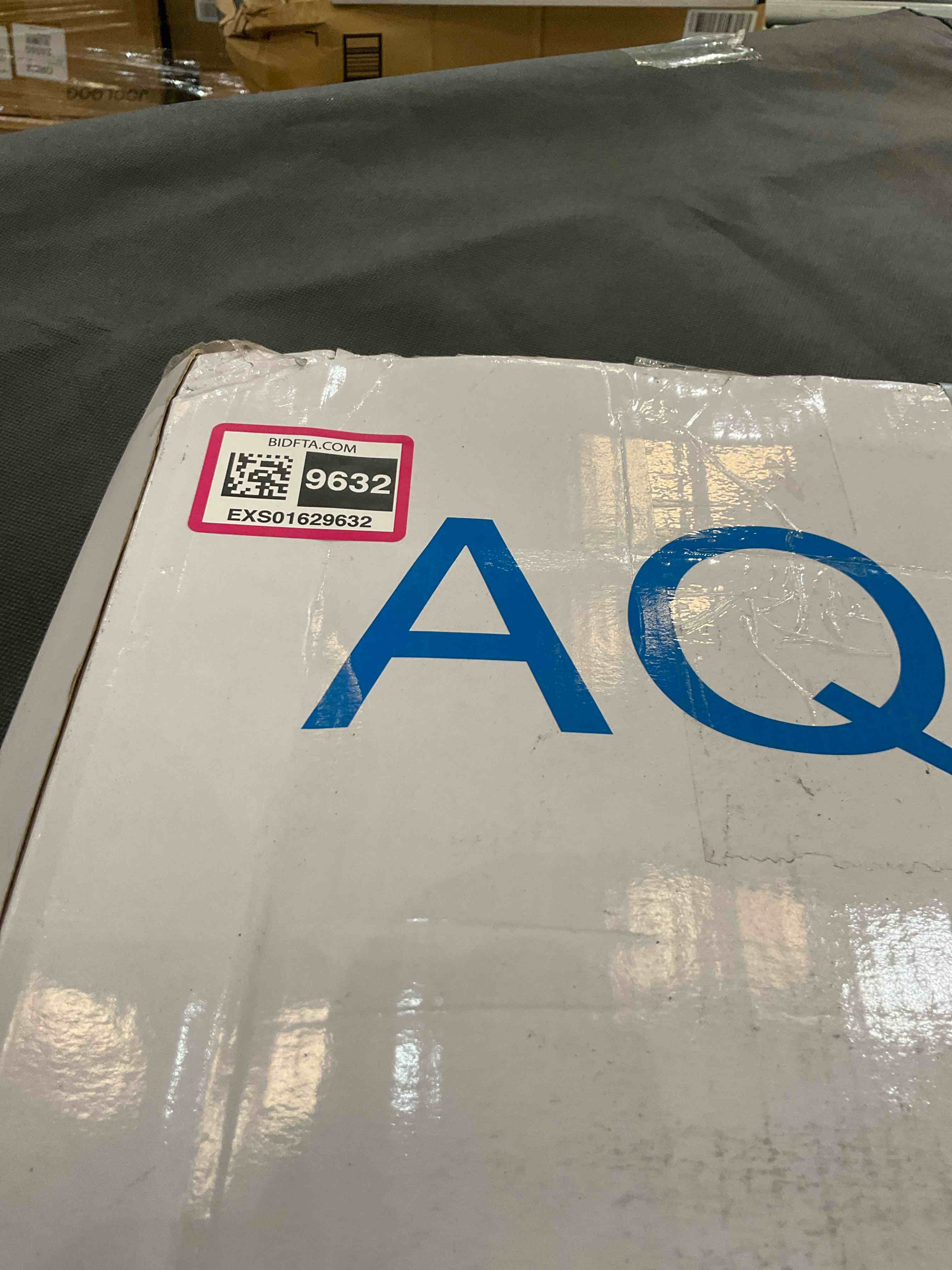 https://s3.amazonaws.com/lotting-images-prod/BargainHunt/EXS01629632_1722969019273.jpeg