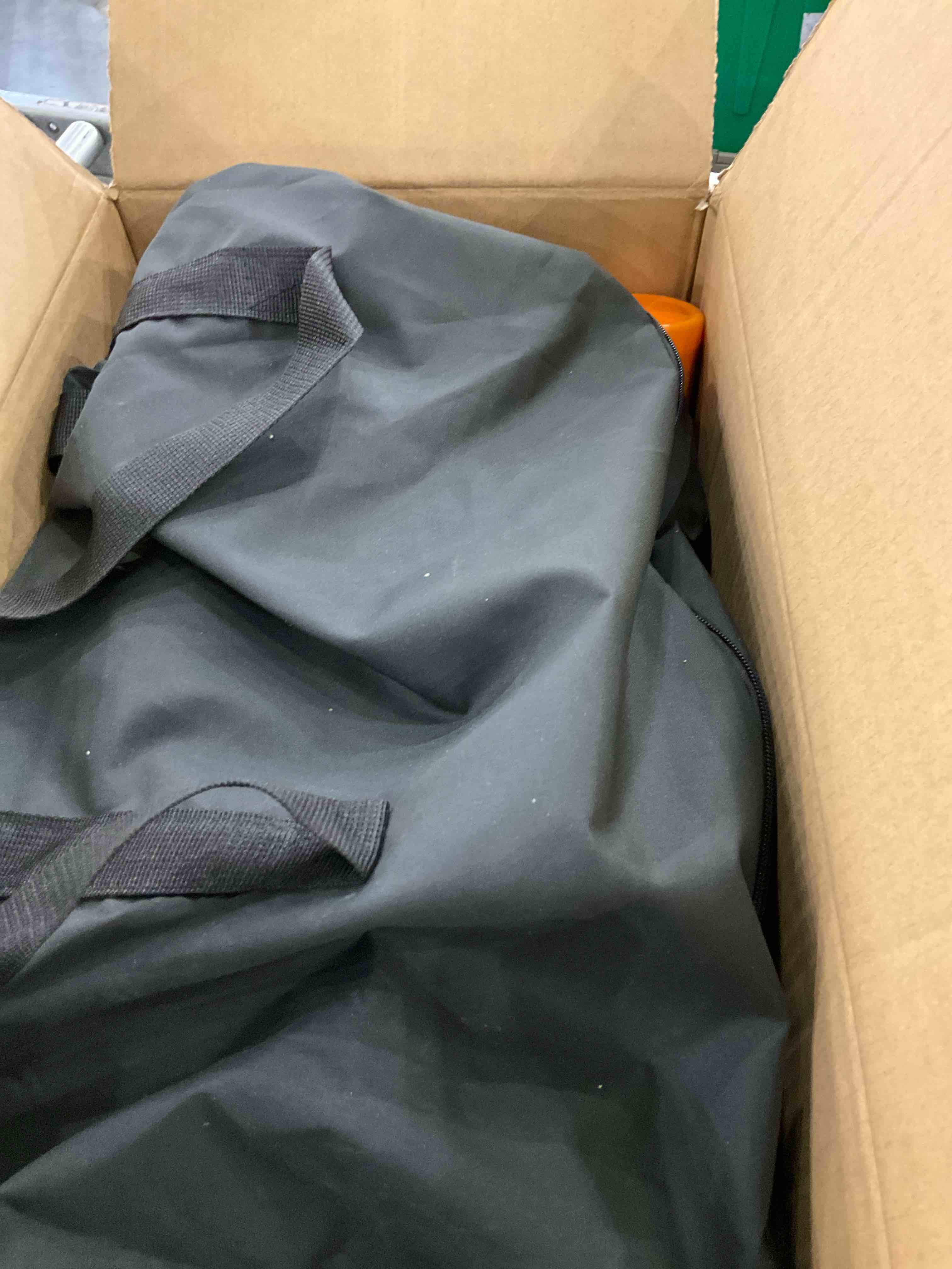 https://s3.amazonaws.com/lotting-images-prod/BargainHunt/EXS01629658_1723030129967.jpeg