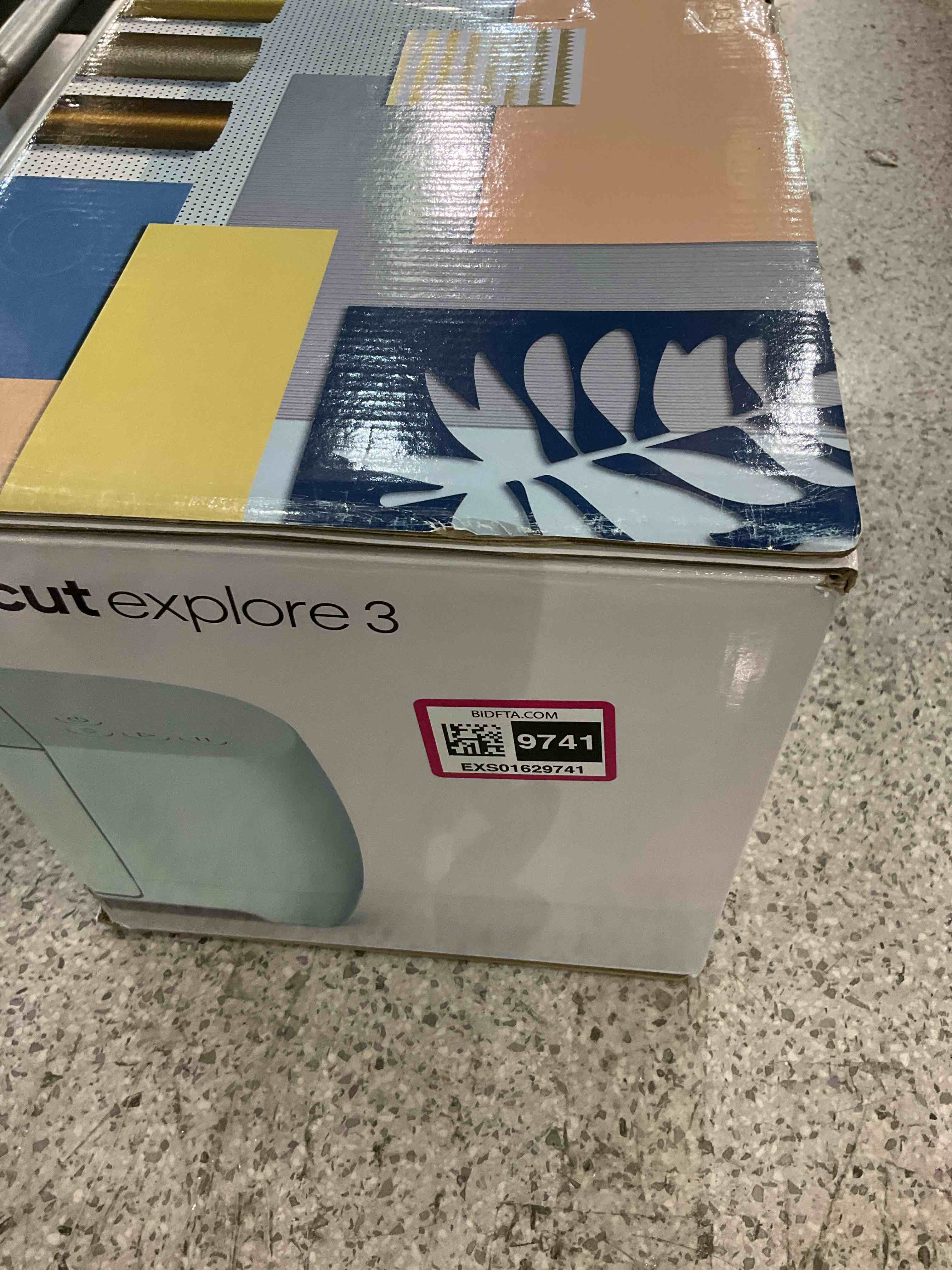 https://s3.amazonaws.com/lotting-images-prod/BargainHunt/EXS01629741_1723042266071.jpeg