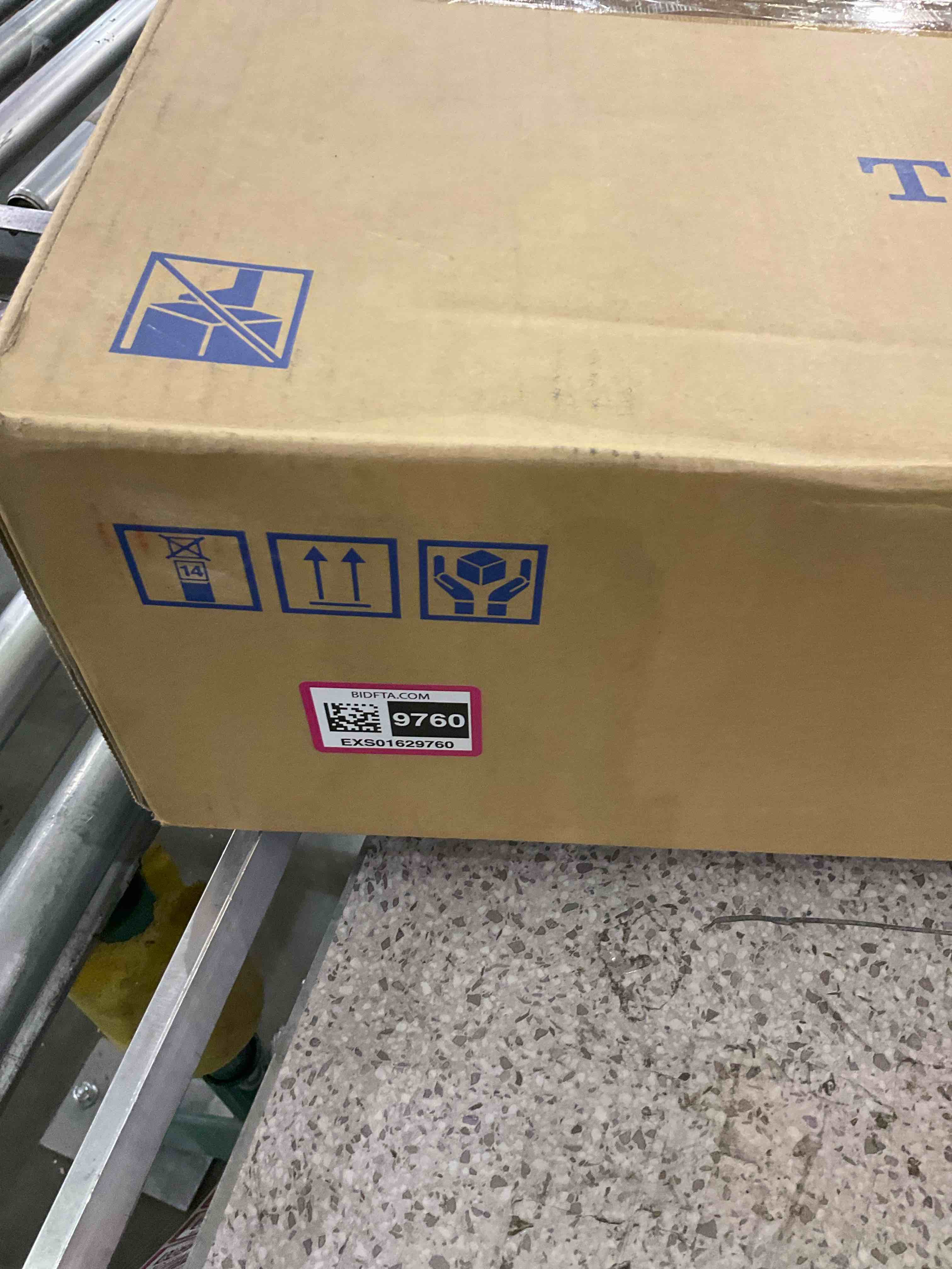 https://s3.amazonaws.com/lotting-images-prod/BargainHunt/EXS01629760_1723044435140.jpeg