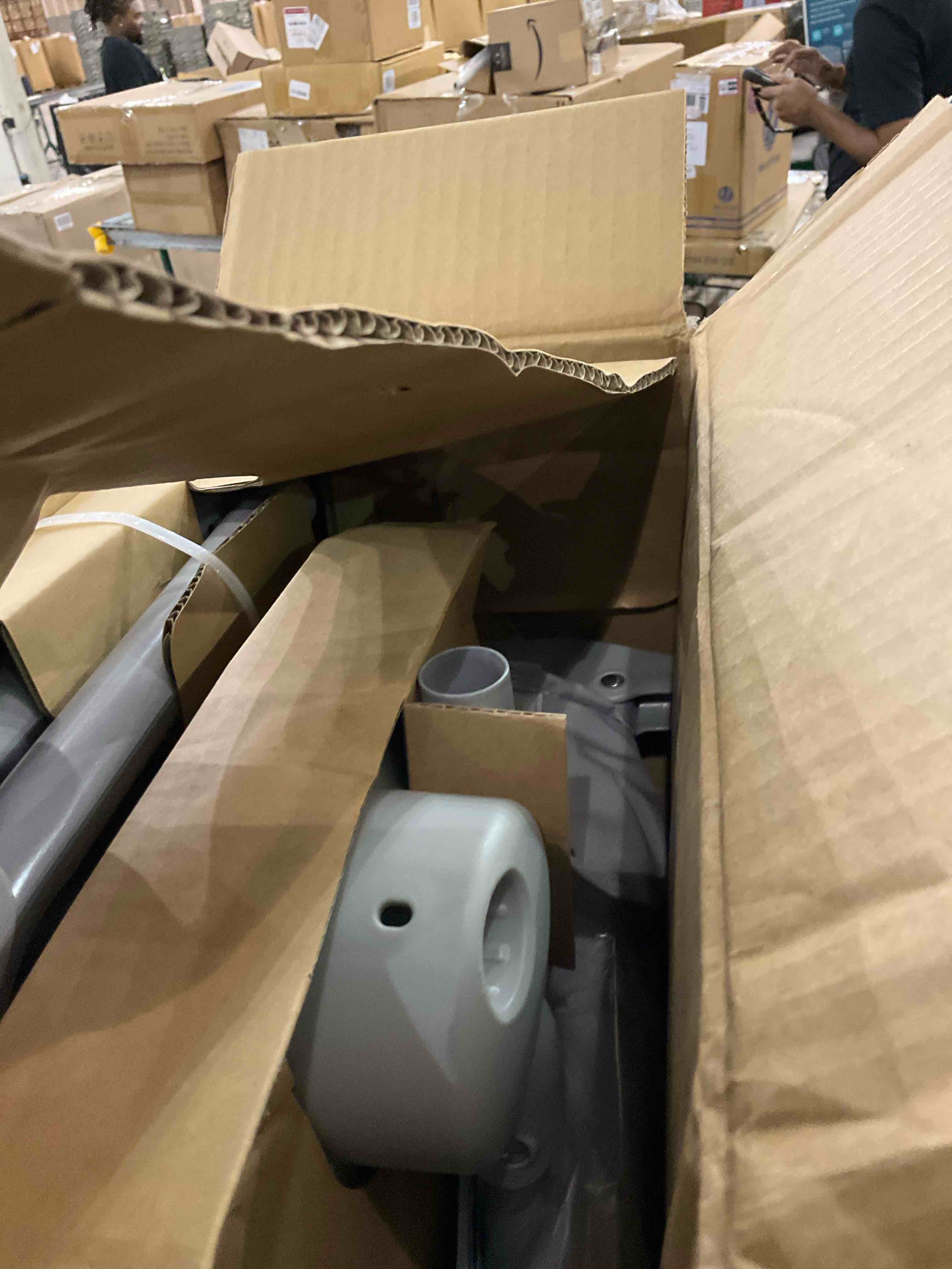https://s3.amazonaws.com/lotting-images-prod/BargainHunt/EXS01629990_1723203302111.jpeg