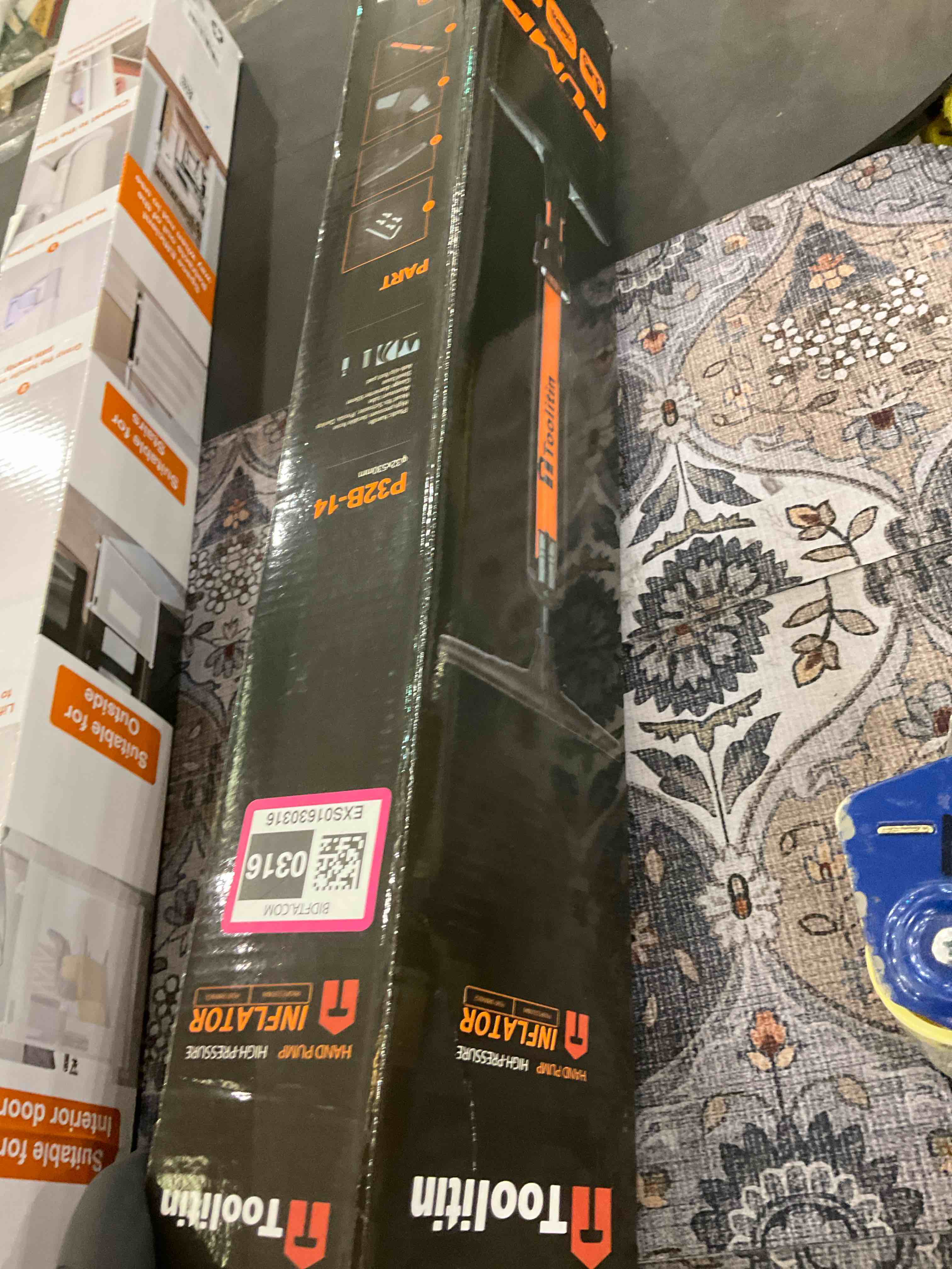 https://s3.amazonaws.com/lotting-images-prod/BargainHunt/EXS01630316_1724420006031.jpeg