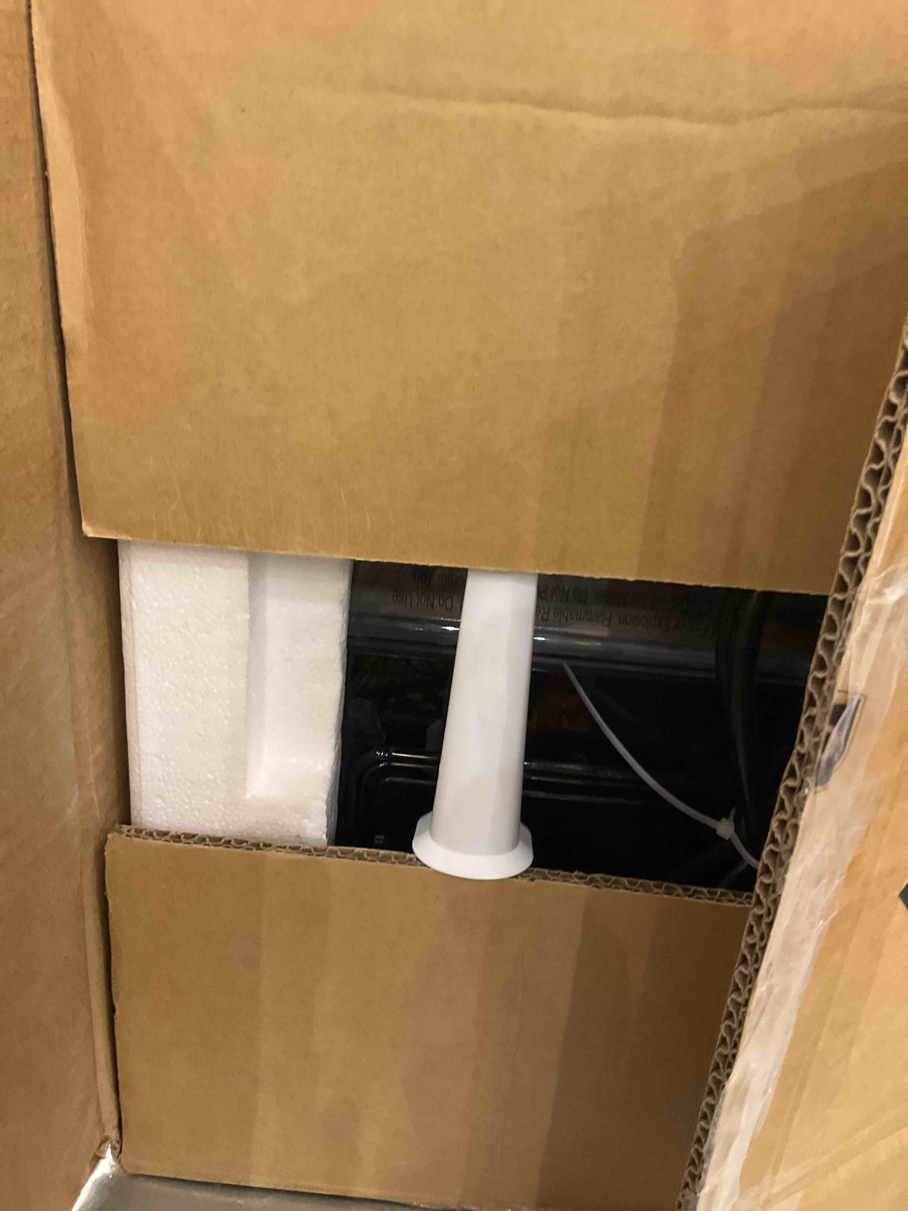 https://s3.amazonaws.com/lotting-images-prod/BargainHunt/EXS01633132_1724173724603.jpeg