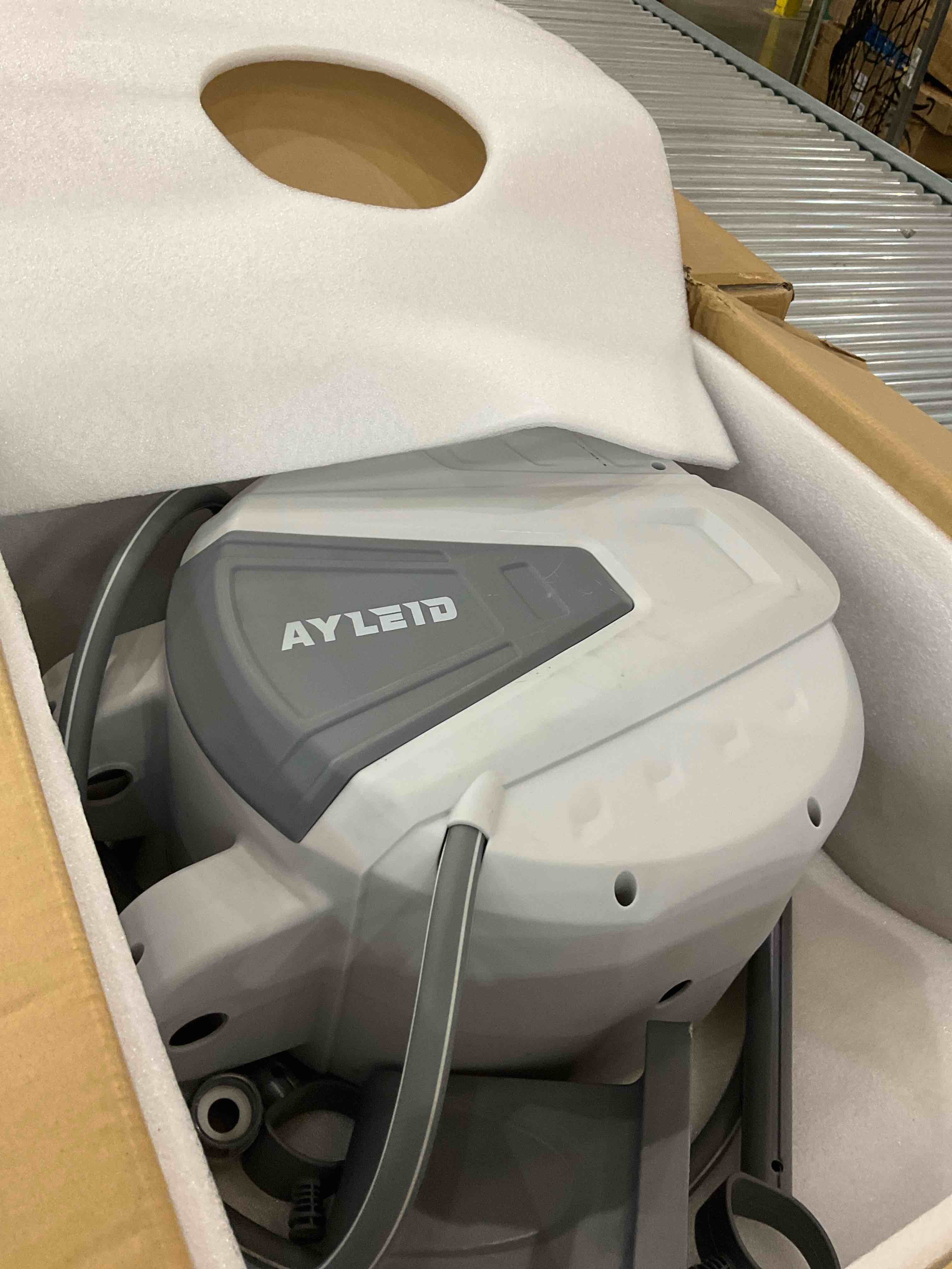 https://s3.amazonaws.com/lotting-images-prod/BargainHunt/EXS01640050_1721756132554.jpeg