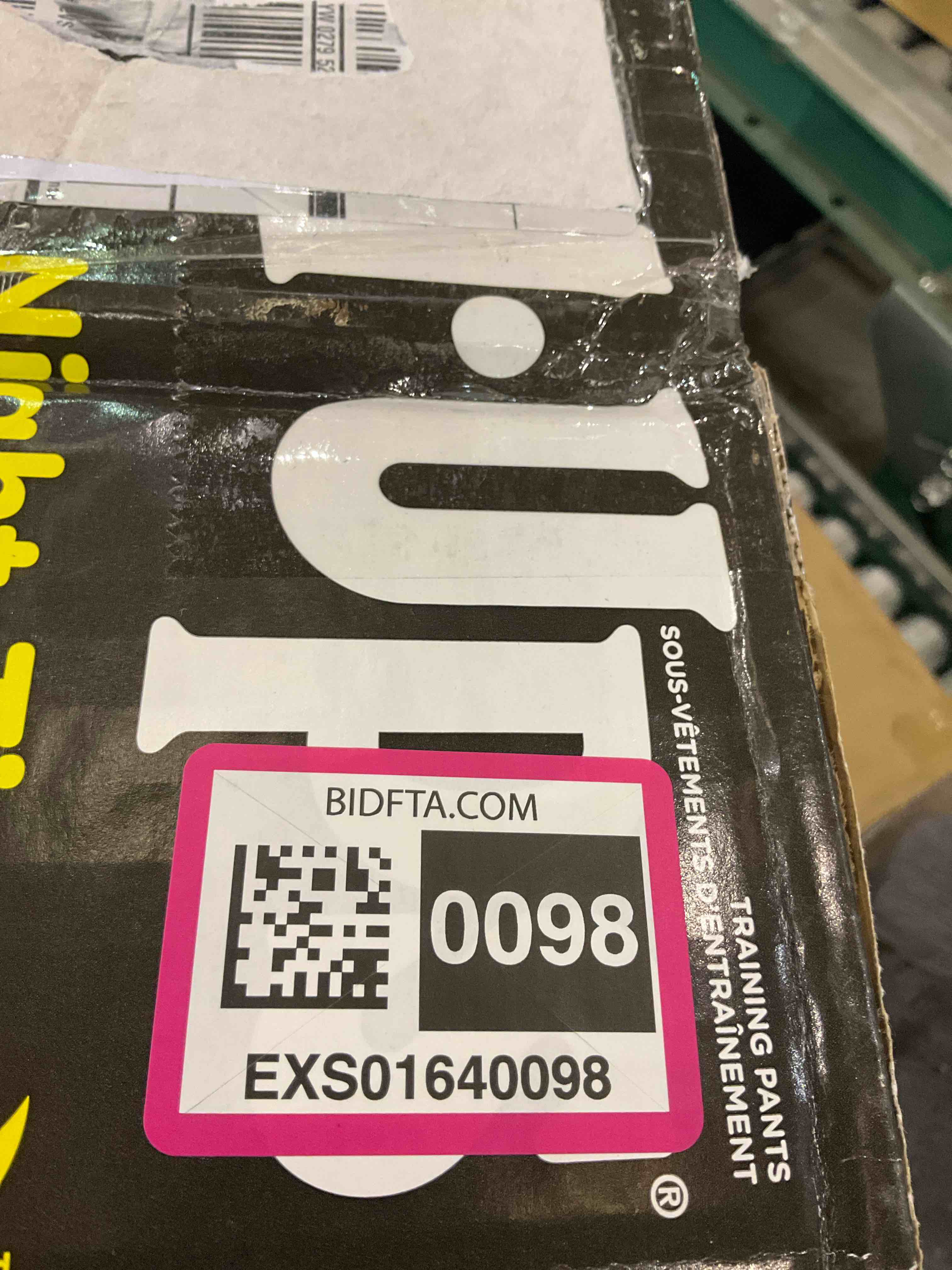 https://s3.amazonaws.com/lotting-images-prod/BargainHunt/EXS01640098_1721828442240.jpeg