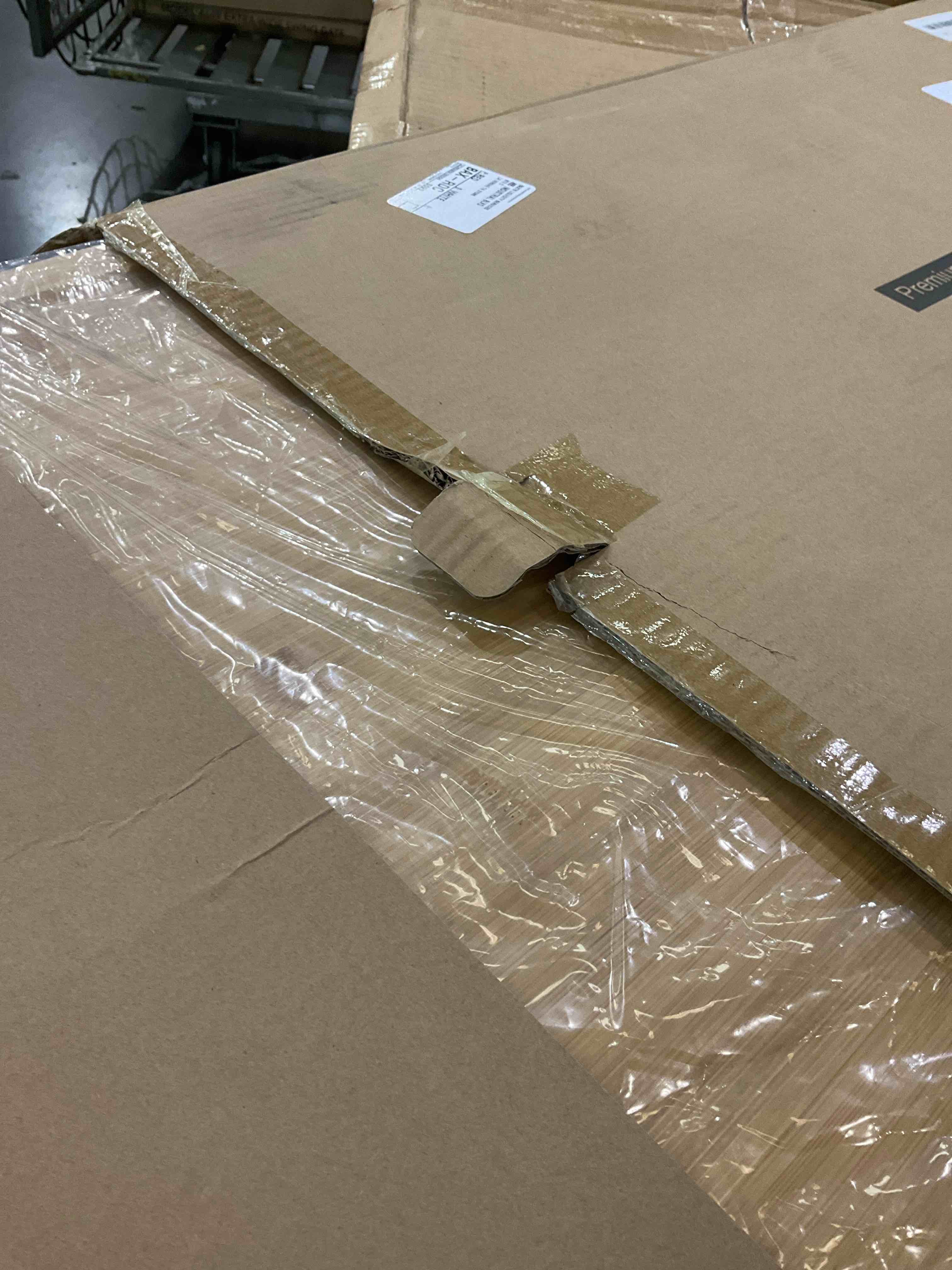 https://s3.amazonaws.com/lotting-images-prod/BargainHunt/EXS01640115_1721831433249.jpeg