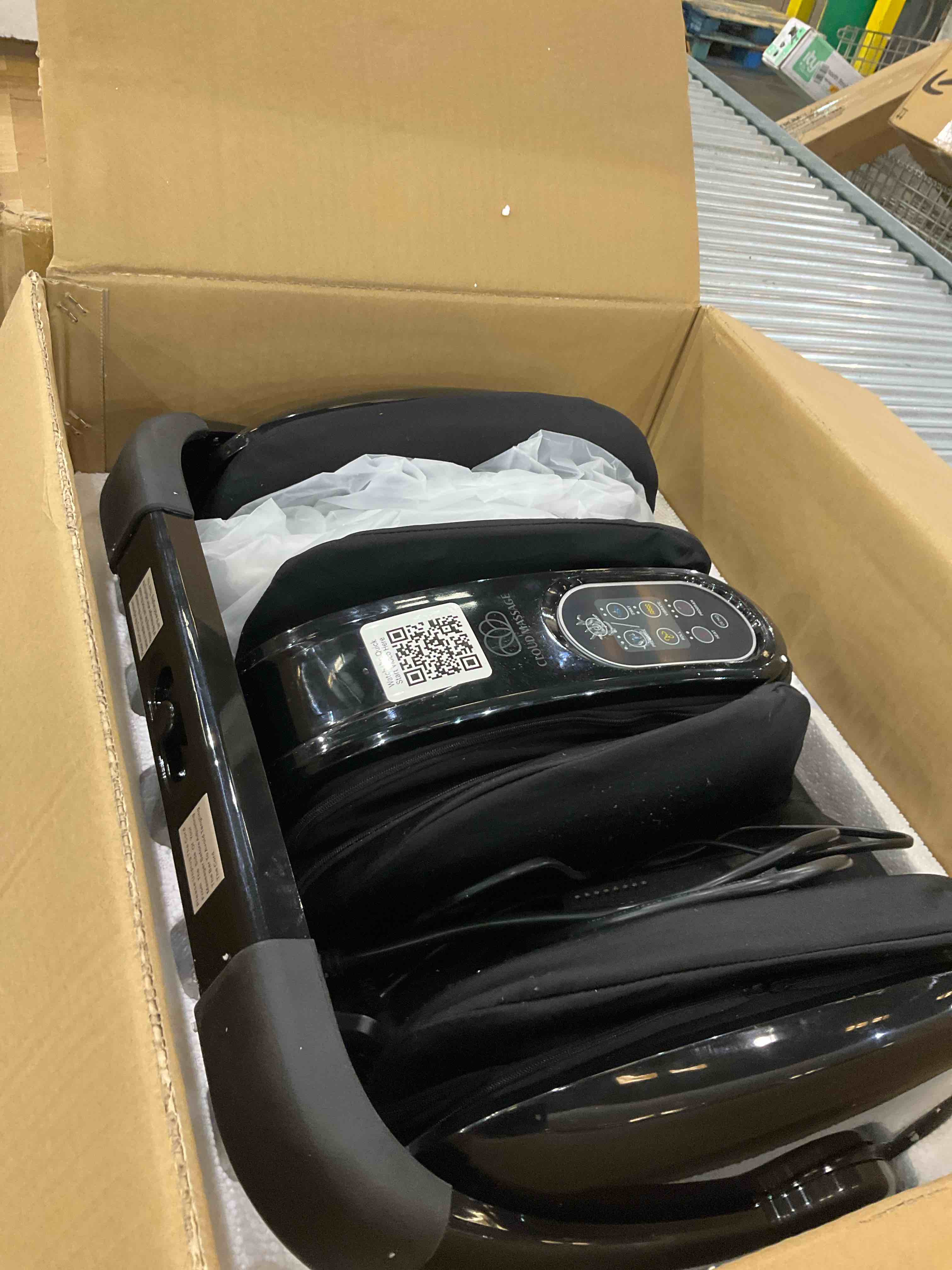 https://s3.amazonaws.com/lotting-images-prod/BargainHunt/EXS01640126_1721833651127.jpeg