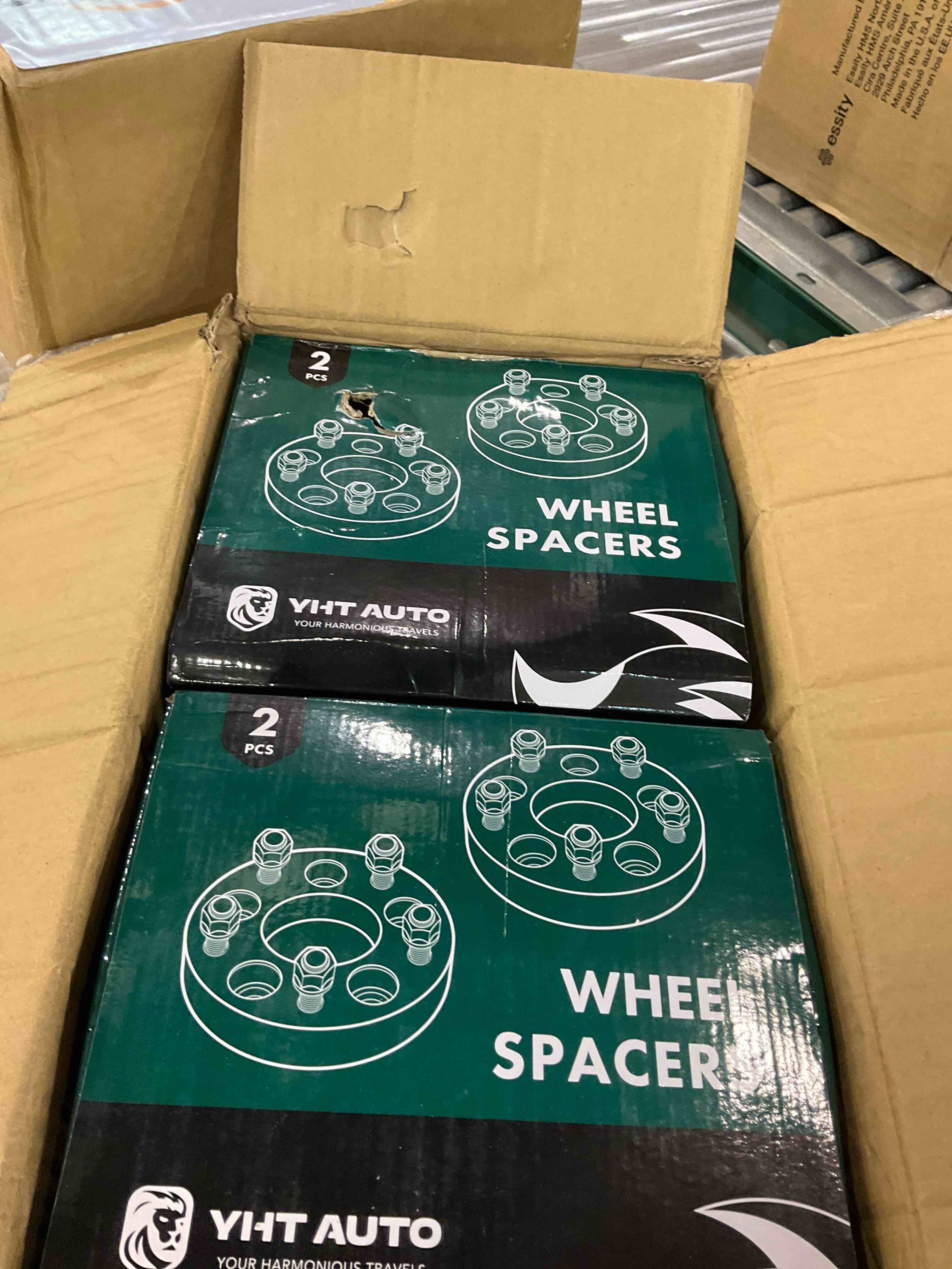 https://s3.amazonaws.com/lotting-images-prod/BargainHunt/EXS01640173_1721908138013.jpeg