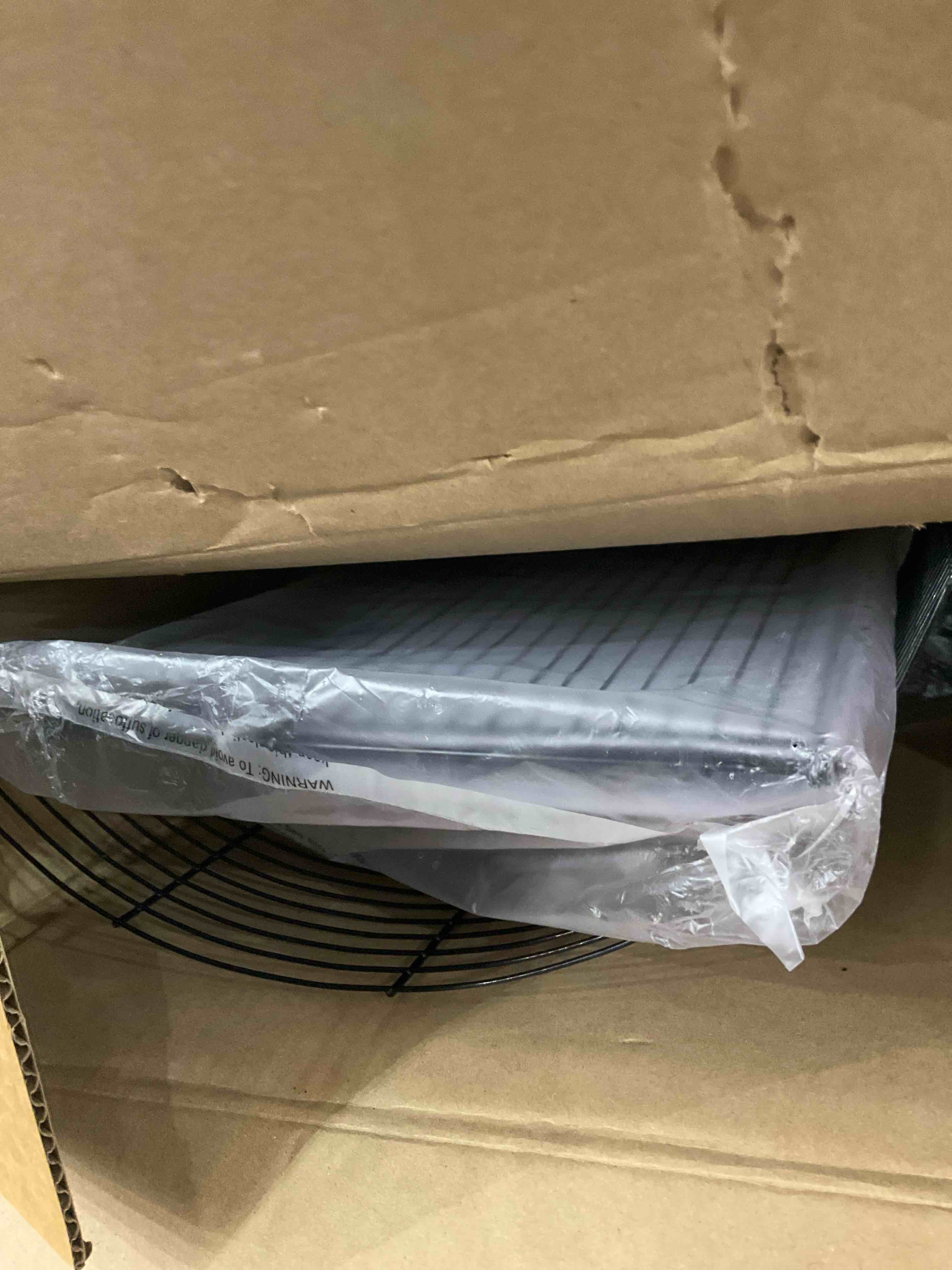 https://s3.amazonaws.com/lotting-images-prod/BargainHunt/EXS01640251_1721921503951.jpeg