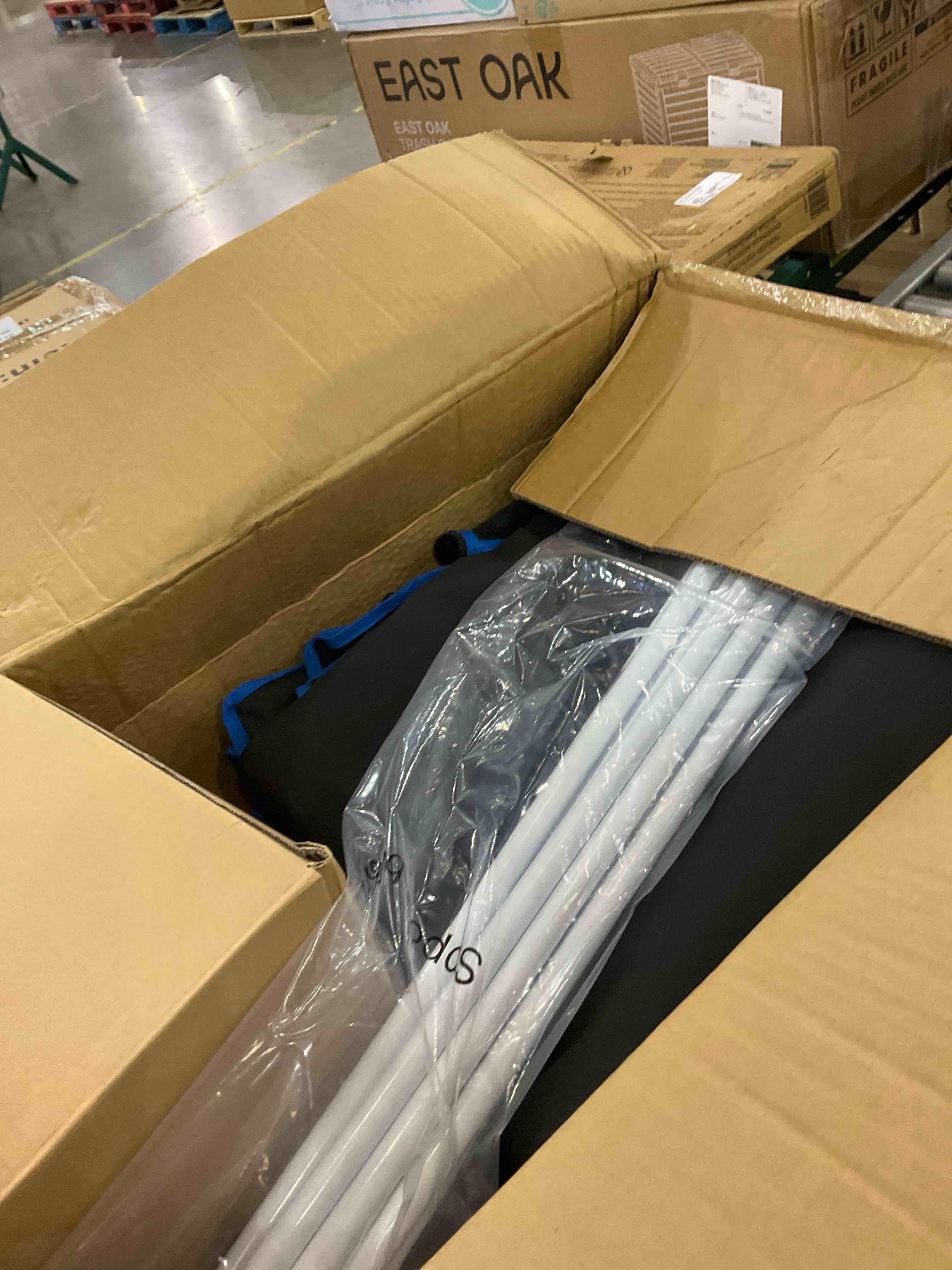 https://s3.amazonaws.com/lotting-images-prod/BargainHunt/EXS01640647_1720620078942.jpeg