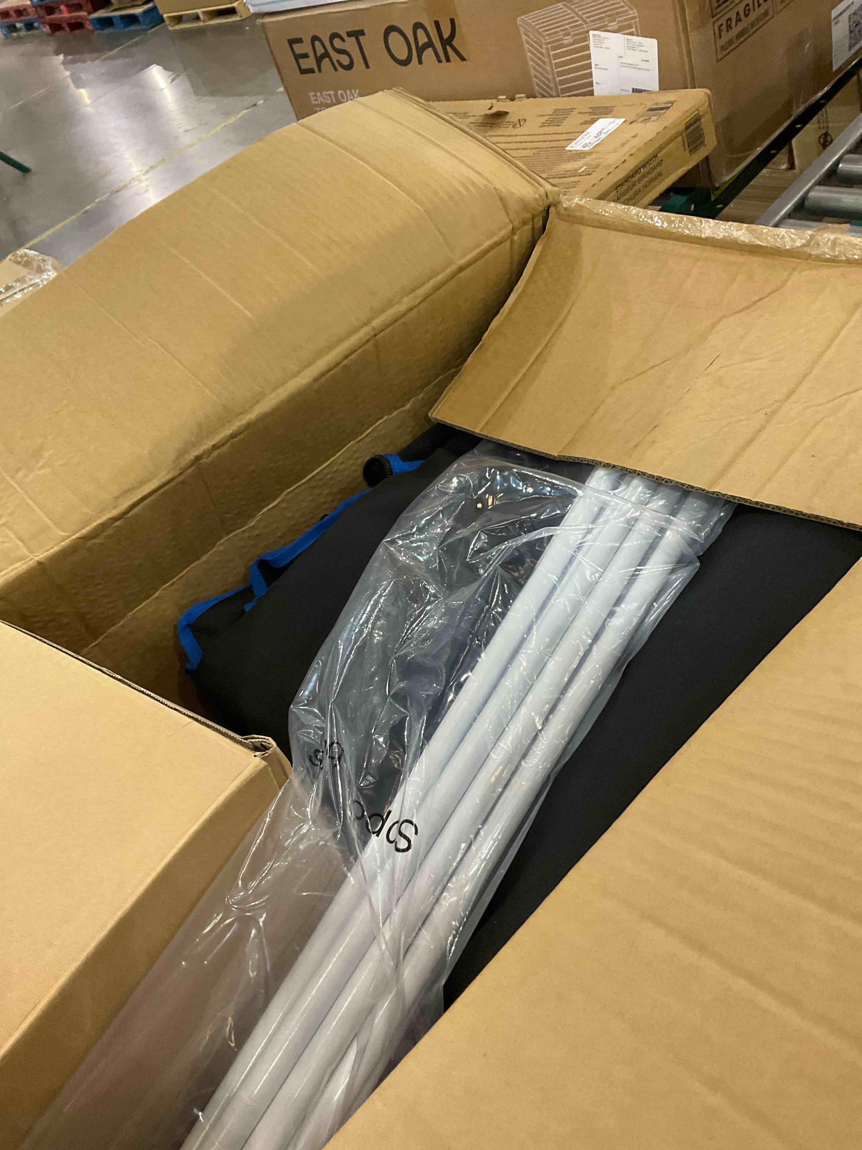 https://s3.amazonaws.com/lotting-images-prod/BargainHunt/EXS01640647_1720620080150.jpeg