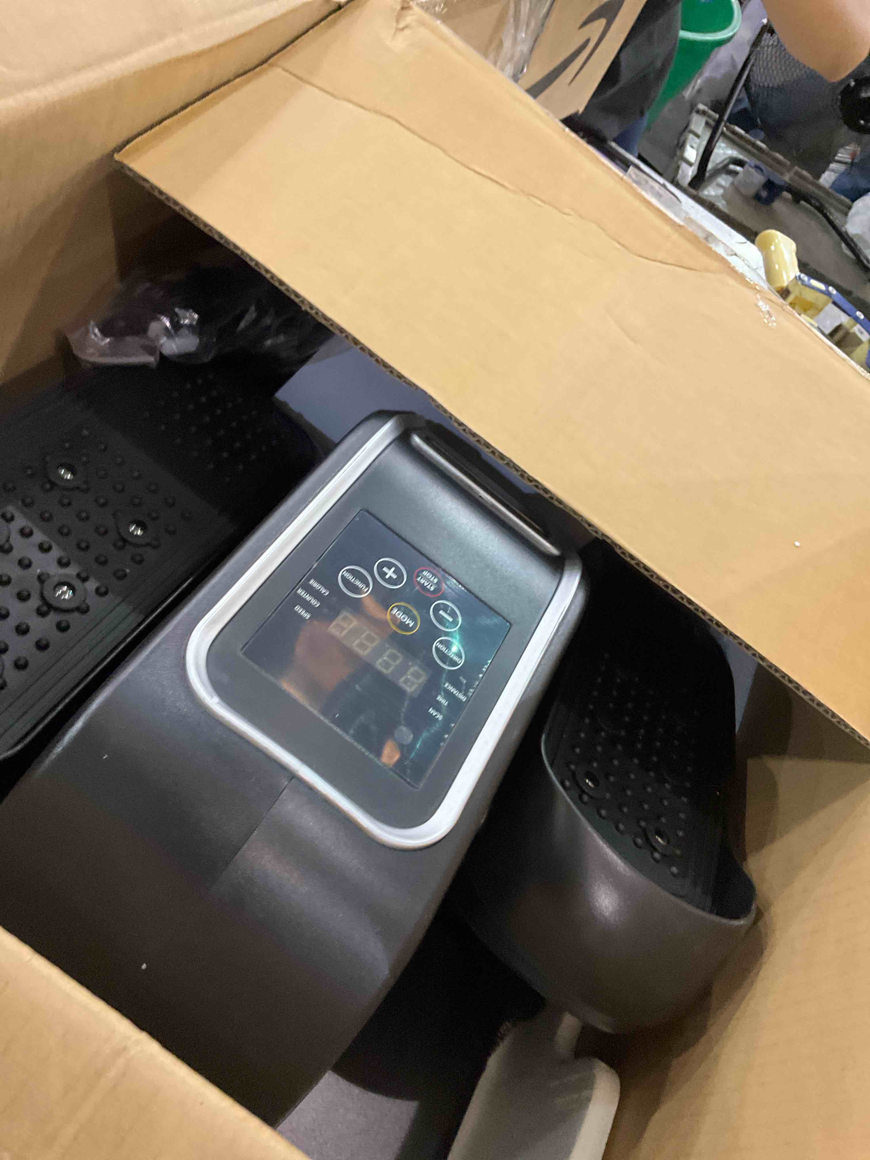 https://s3.amazonaws.com/lotting-images-prod/BargainHunt/EXS01640957_1721219101879.jpeg