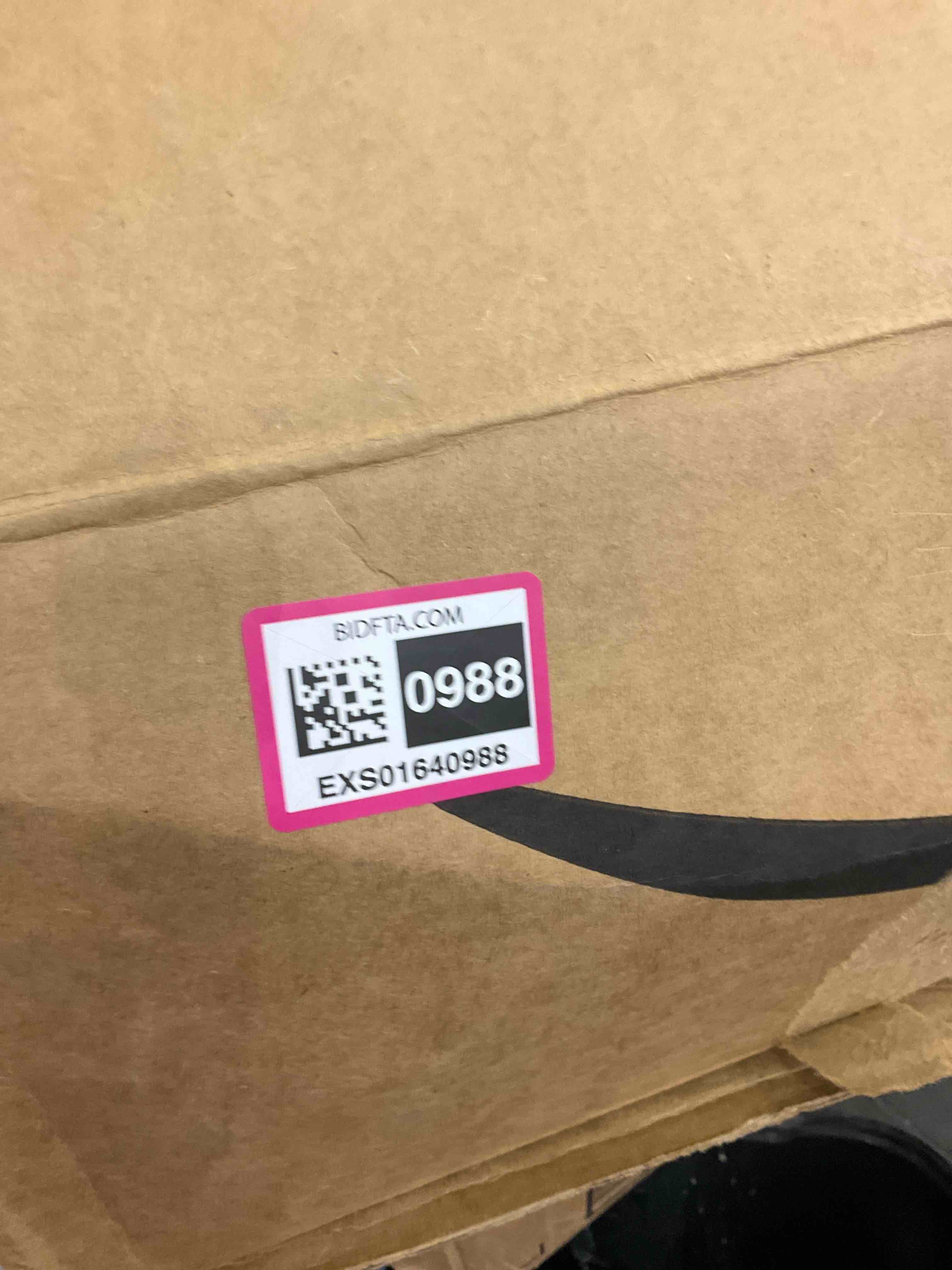 https://s3.amazonaws.com/lotting-images-prod/BargainHunt/EXS01640988_1721310282009.jpeg