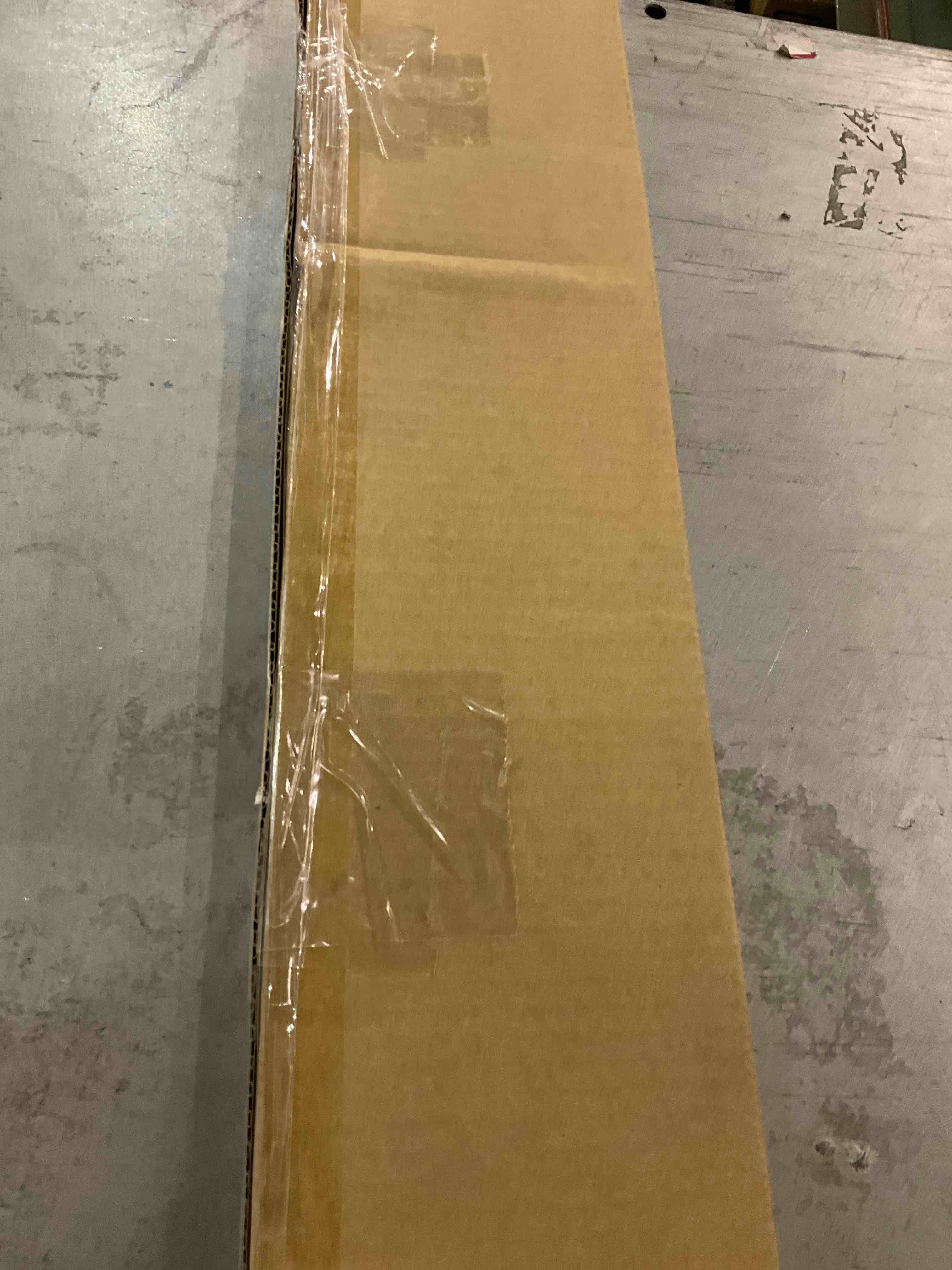https://s3.amazonaws.com/lotting-images-prod/BargainHunt/EXS01641052_1721647885760.jpeg