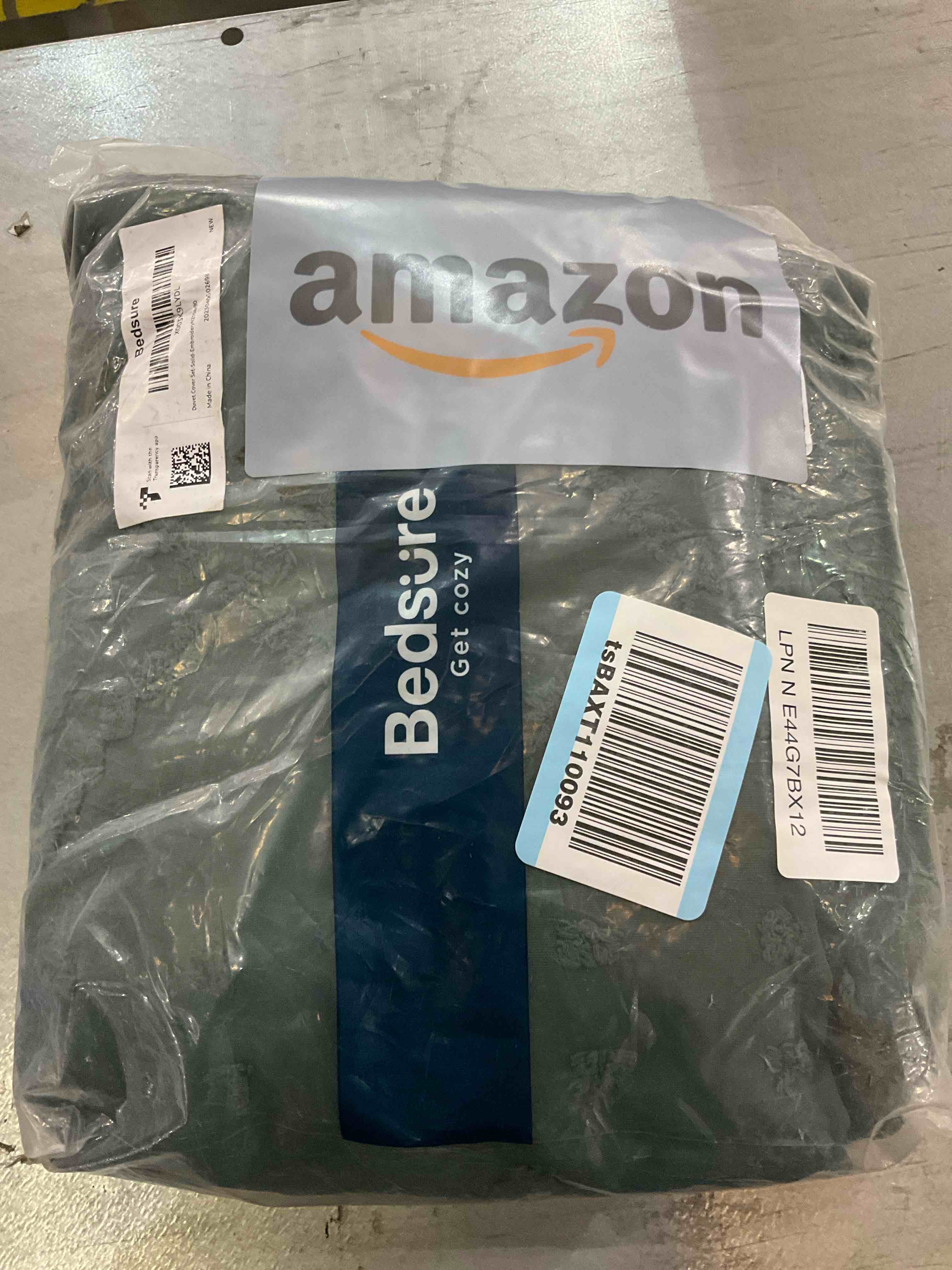 Bedsure Duvet Cover King Size - King Duvet Cover Set, King Boho Bedding Set for All Seasons, 3 Pieces Embroidery Shabby Chic Home Bedding Duvet Cover Set (Forest Green, King, 104x90)