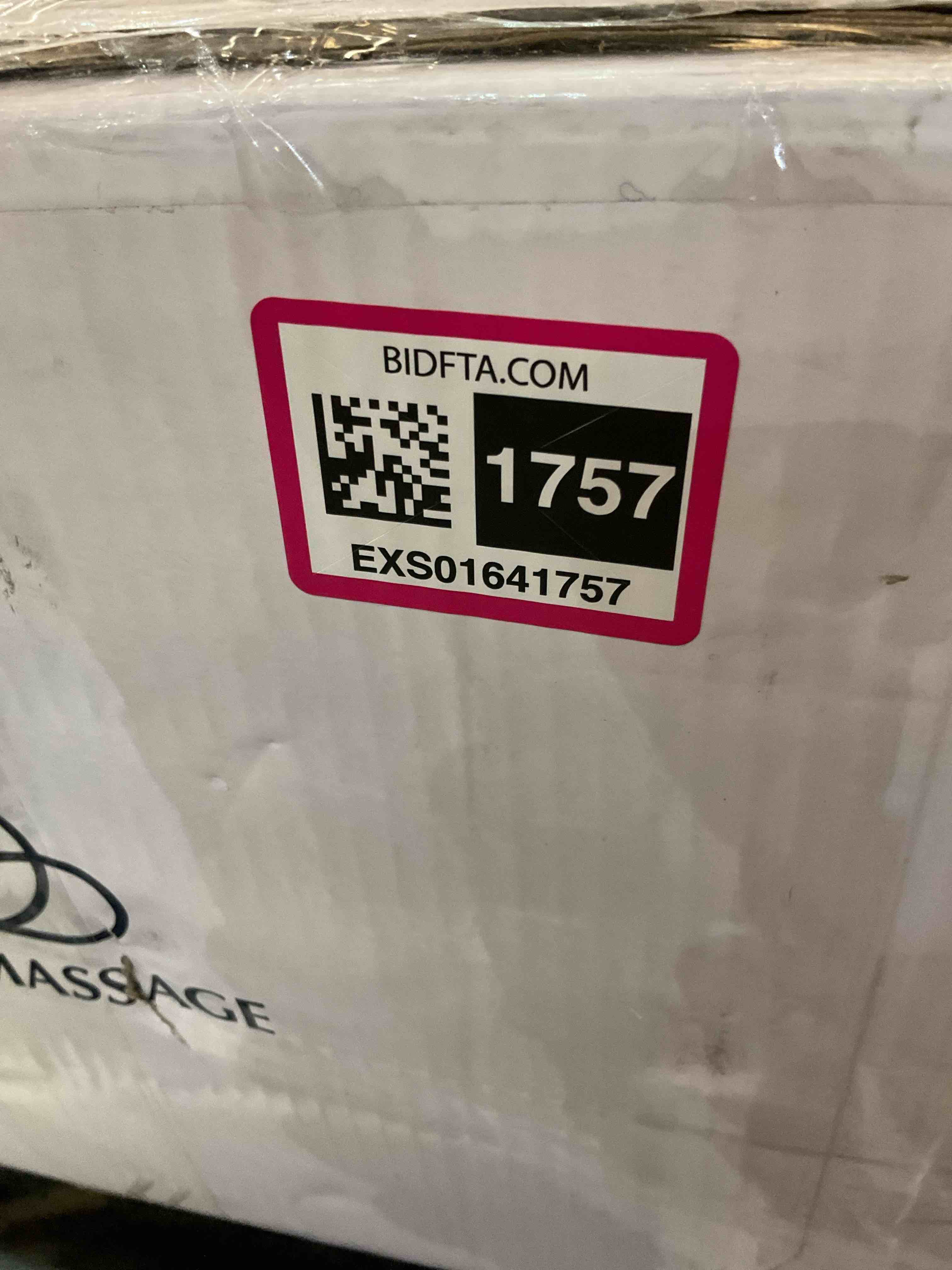 https://s3.amazonaws.com/lotting-images-prod/BargainHunt/EXS01641757_1721058412623.jpeg