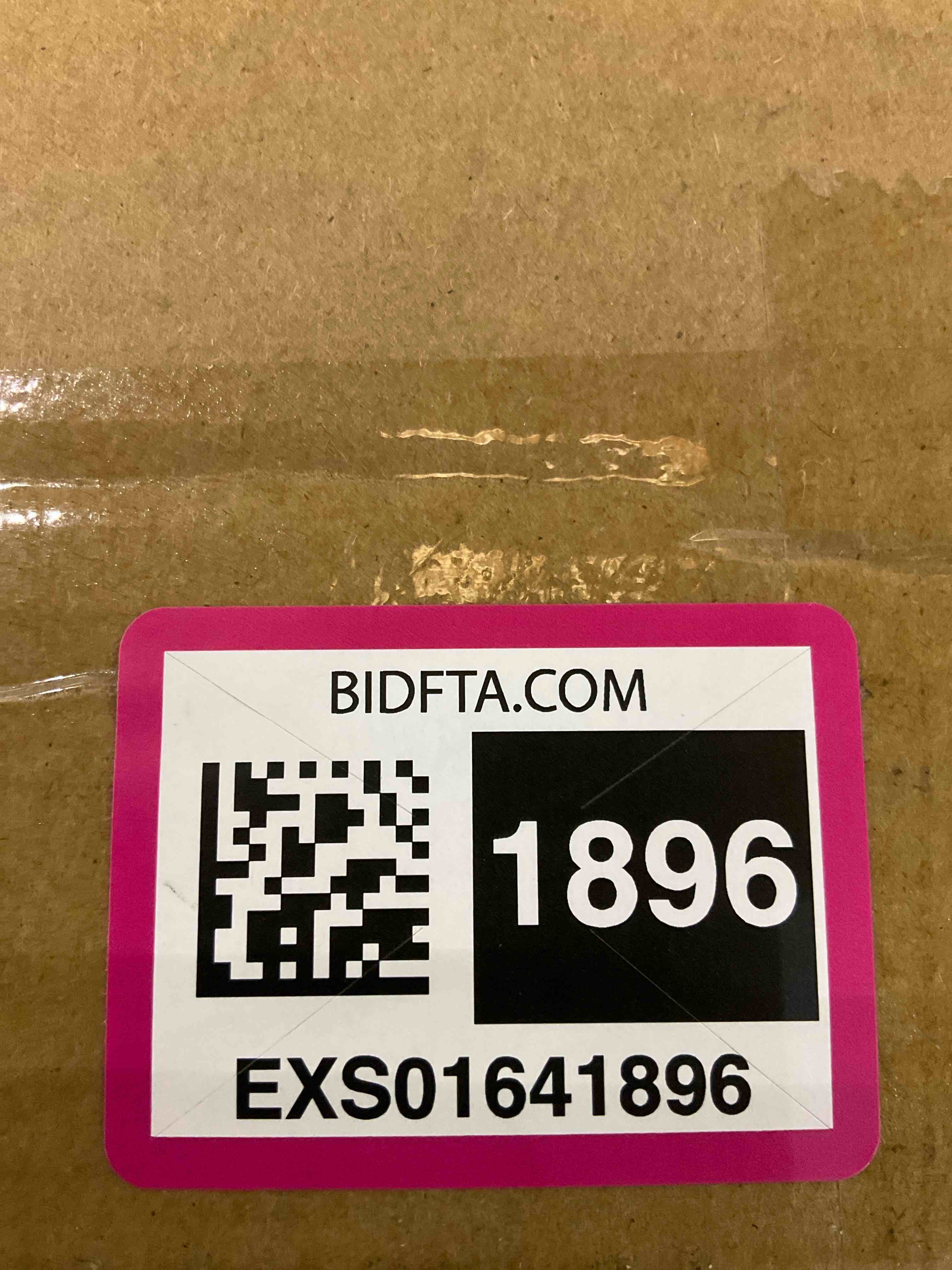 https://s3.amazonaws.com/lotting-images-prod/BargainHunt/EXS01641896_1721219256056.jpeg