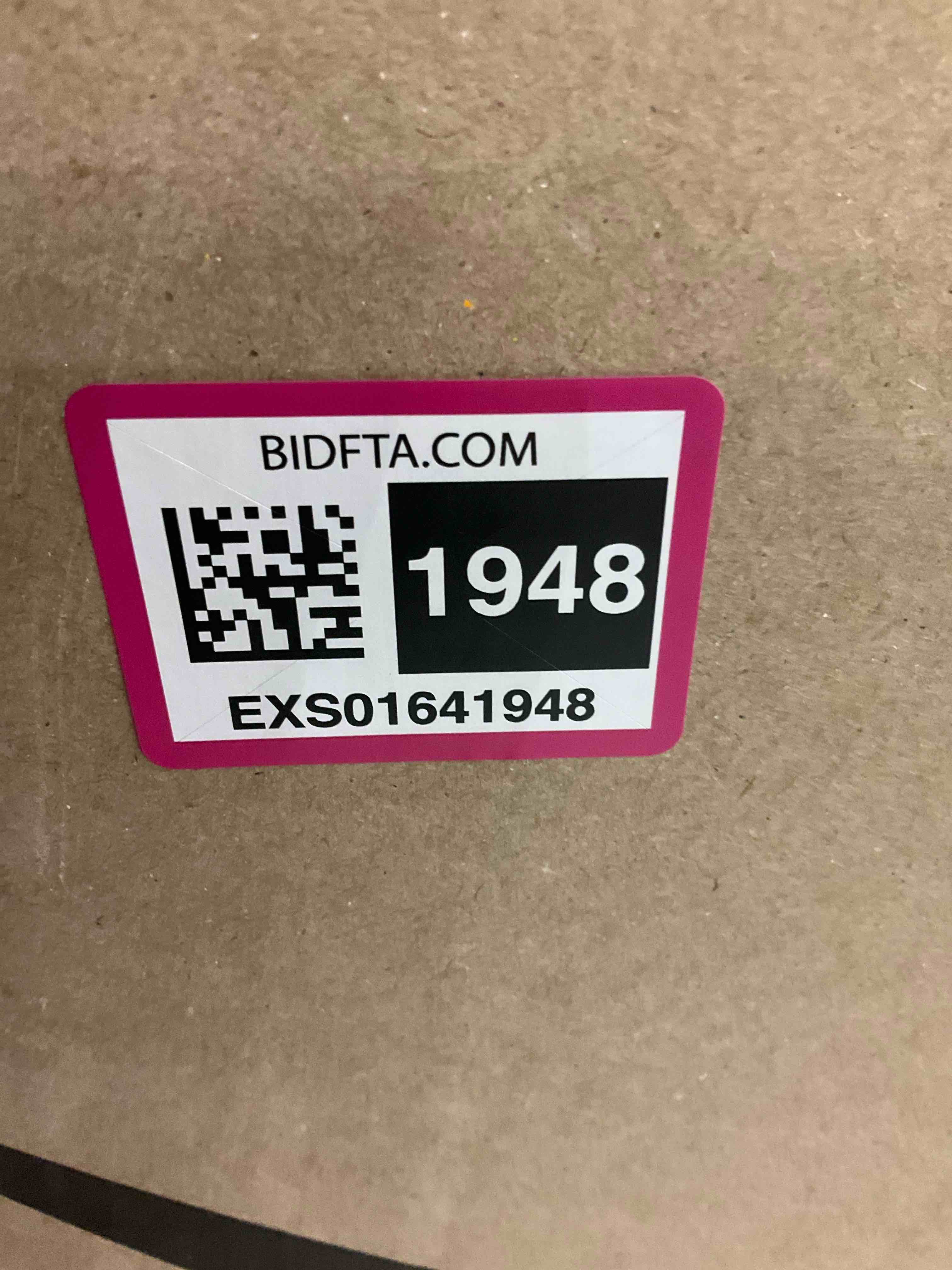 https://s3.amazonaws.com/lotting-images-prod/BargainHunt/EXS01641948_1721312801888.jpeg