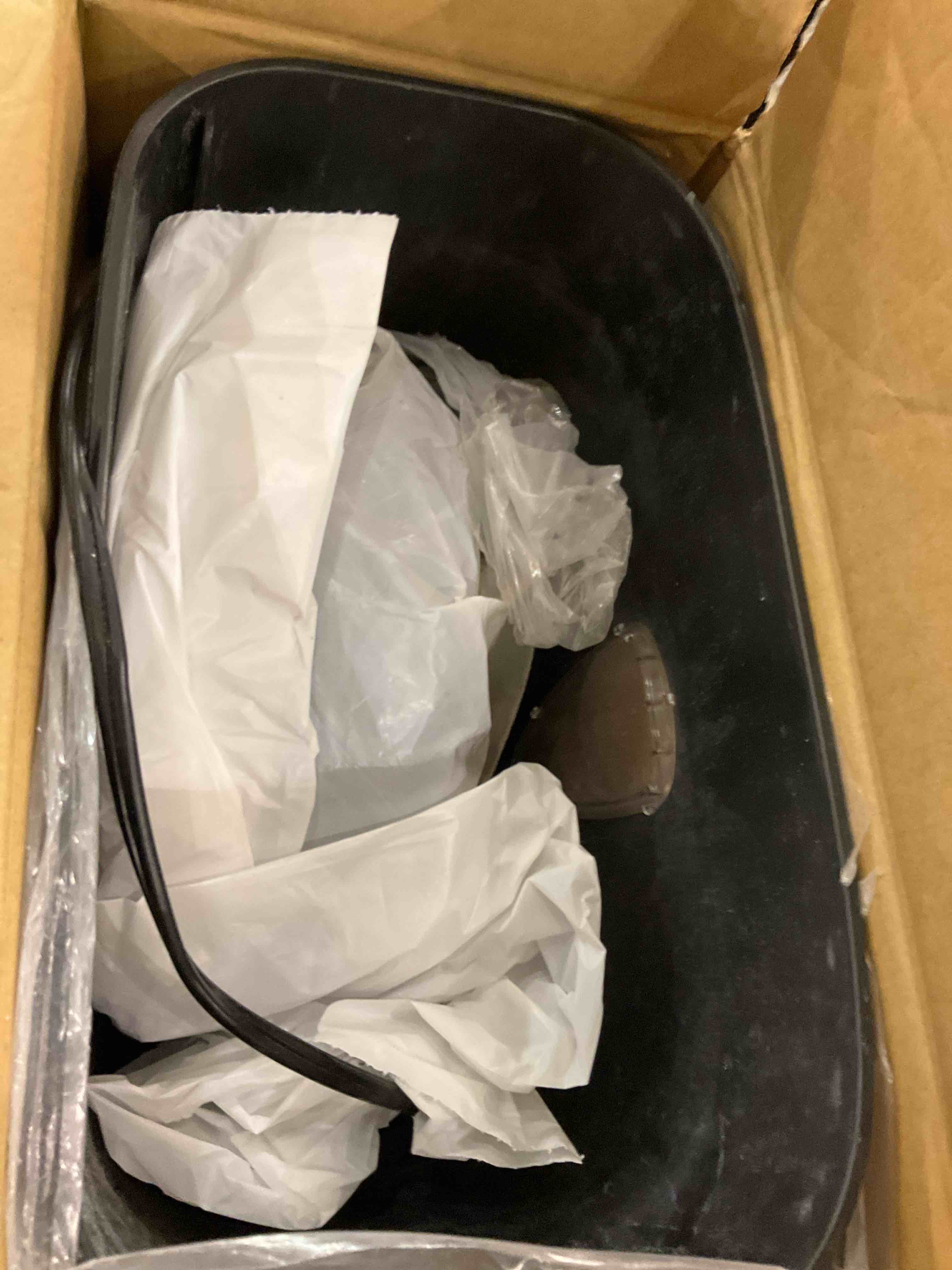 https://s3.amazonaws.com/lotting-images-prod/BargainHunt/EXS01641986_1721321230839.jpeg