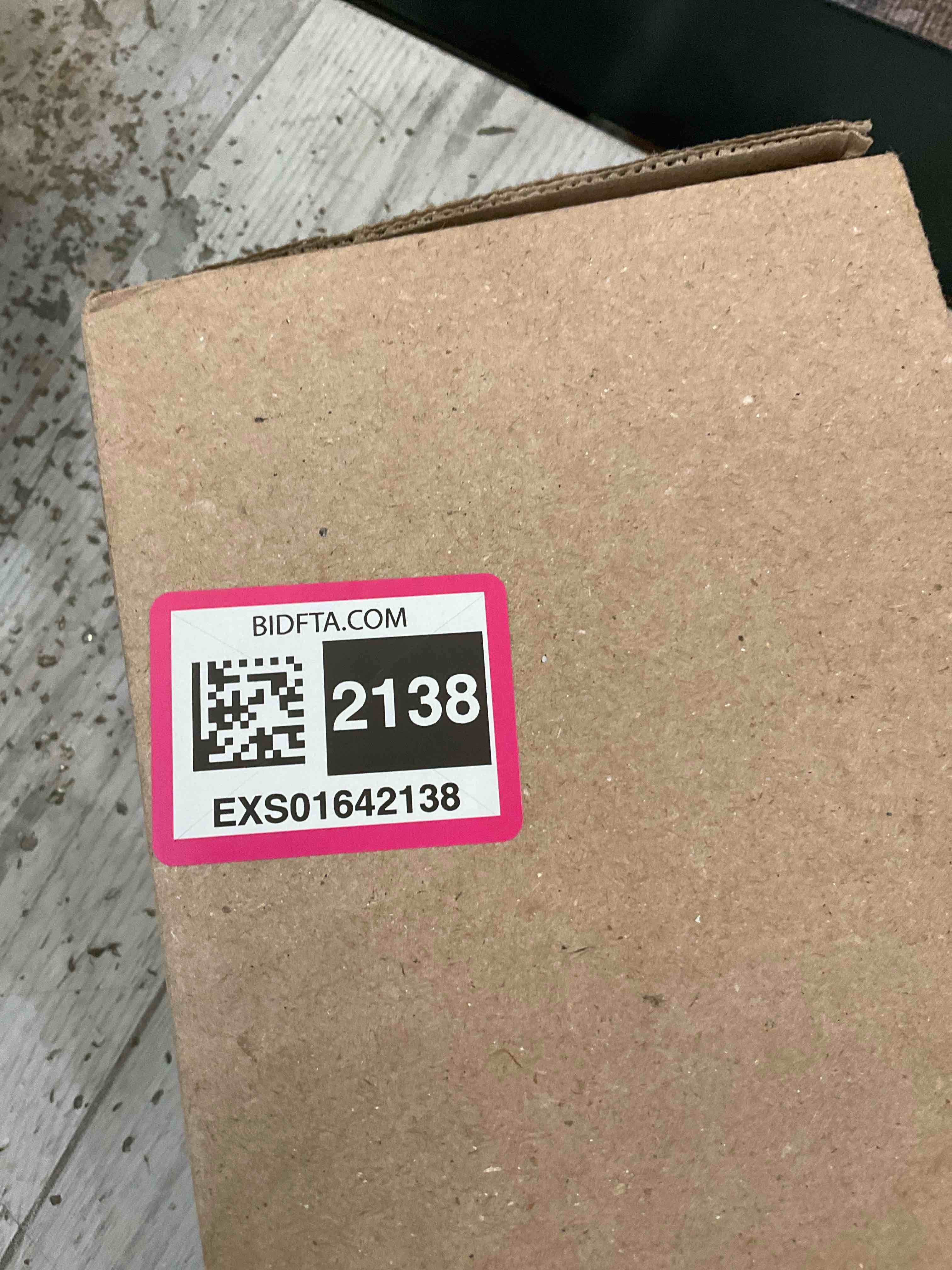 https://s3.amazonaws.com/lotting-images-prod/BargainHunt/EXS01642138_1721069167137.jpeg
