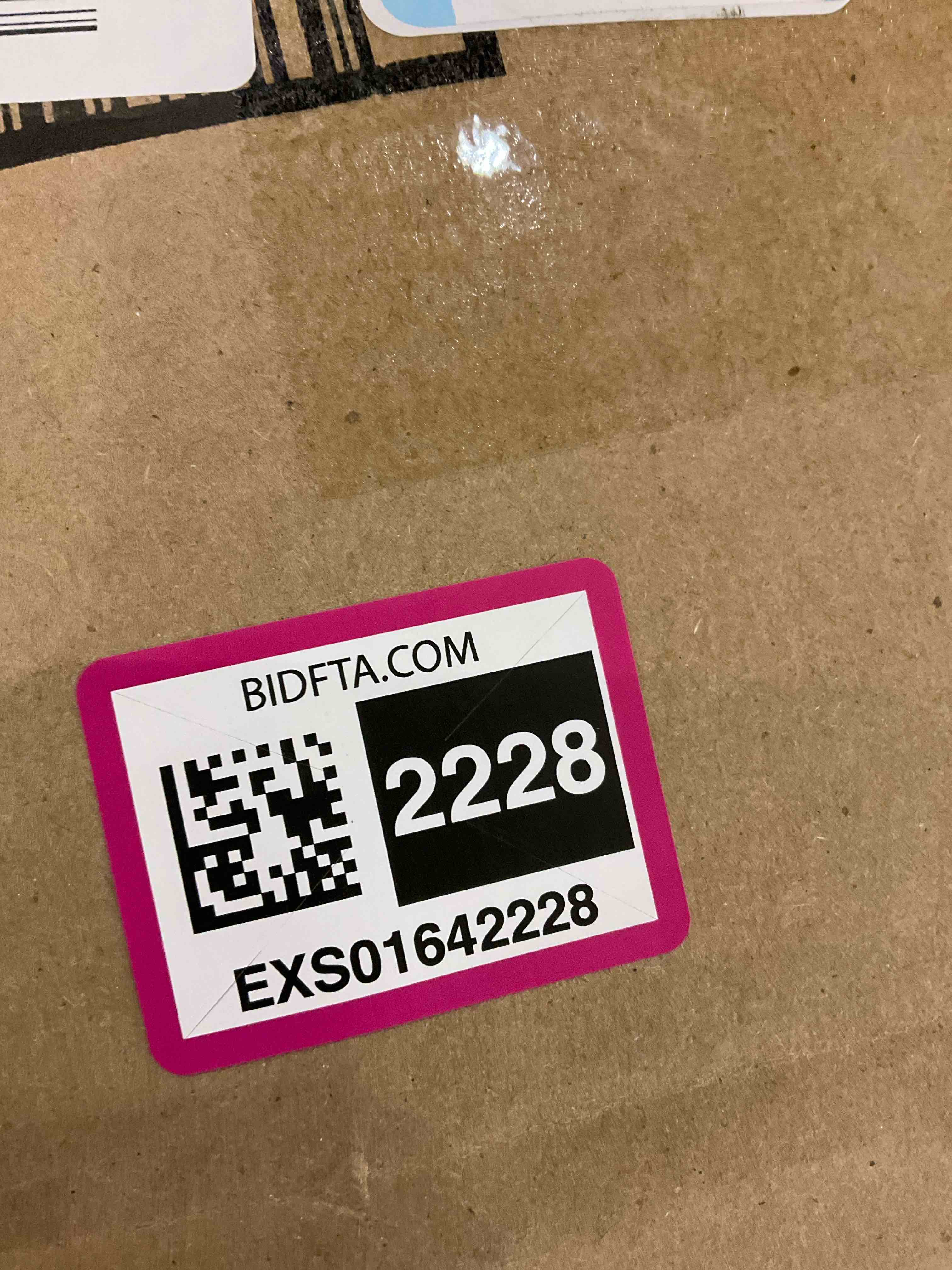 https://s3.amazonaws.com/lotting-images-prod/BargainHunt/EXS01642228_1721736588630.jpeg