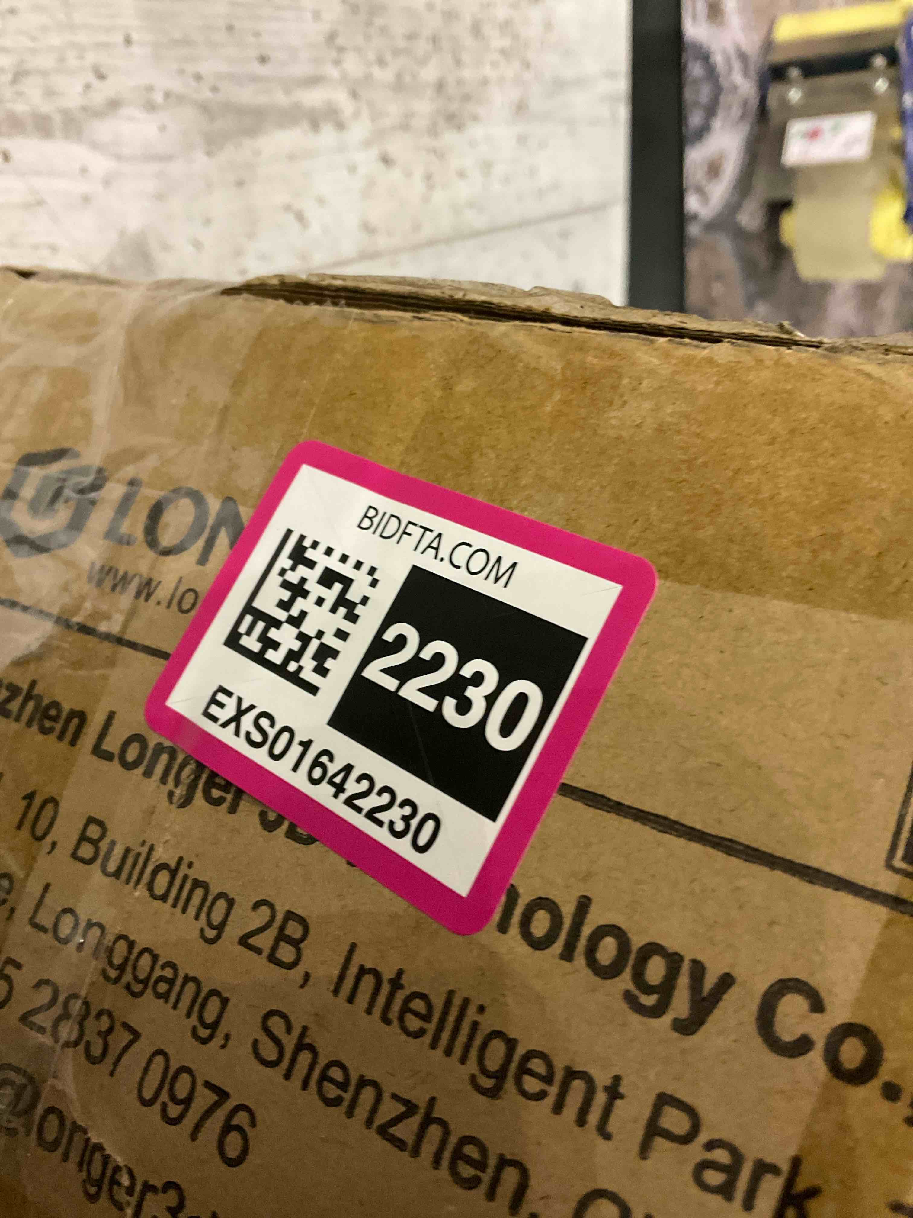 https://s3.amazonaws.com/lotting-images-prod/BargainHunt/EXS01642230_1721736942940.jpeg
