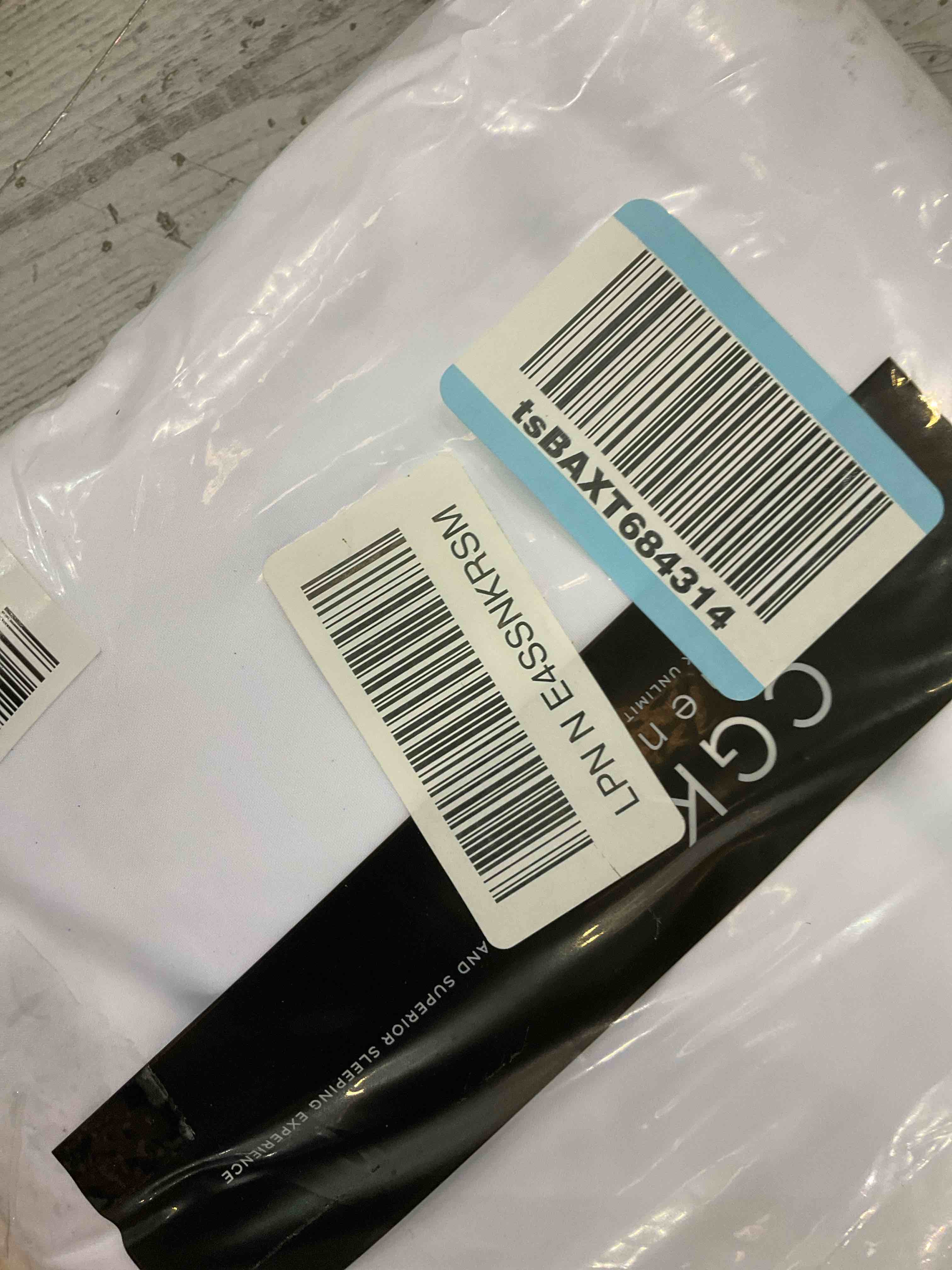https://s3.amazonaws.com/lotting-images-prod/BargainHunt/EXS01642248_1721746784055.jpeg