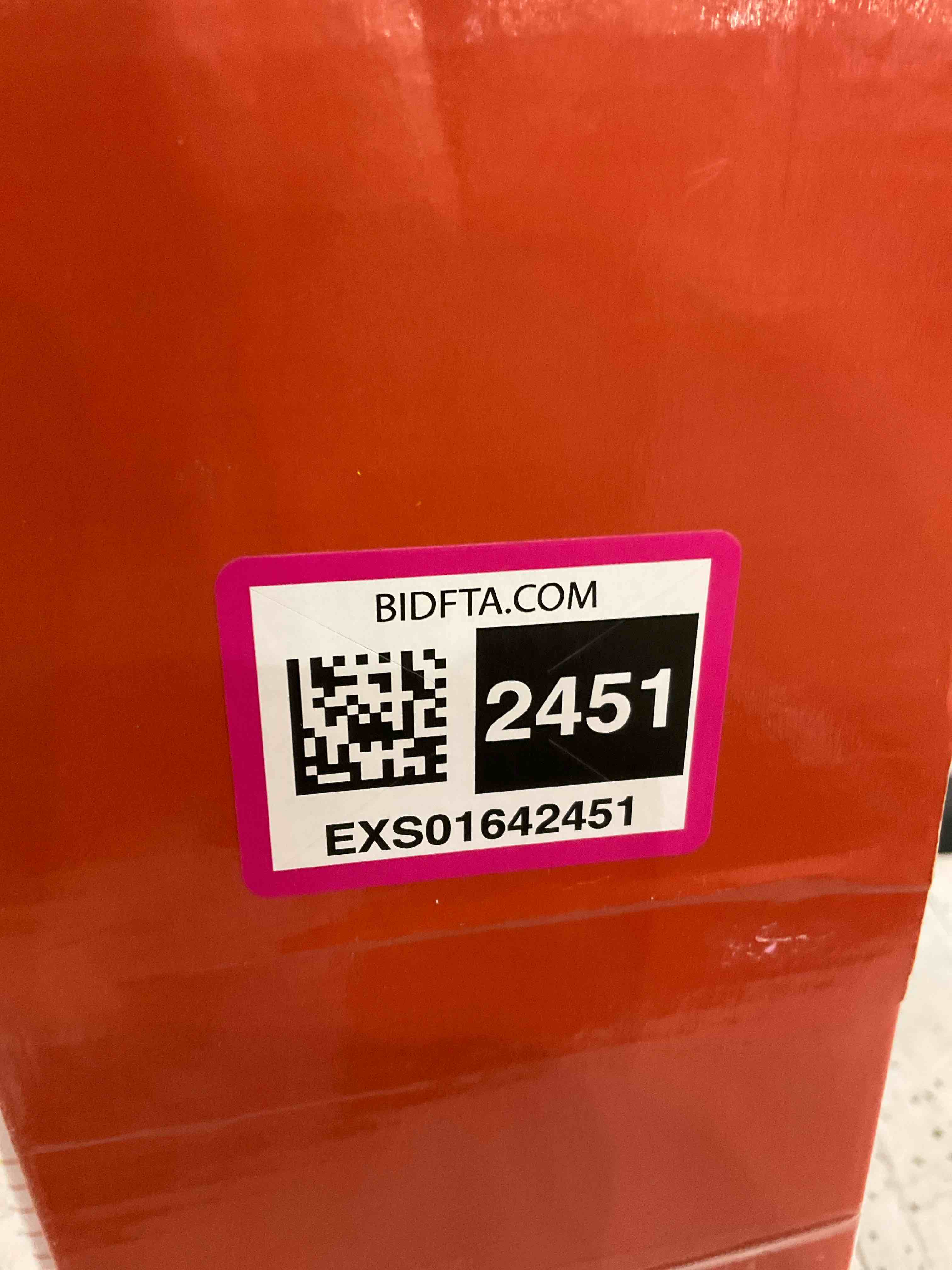 https://s3.amazonaws.com/lotting-images-prod/BargainHunt/EXS01642451_1721926104794.jpeg