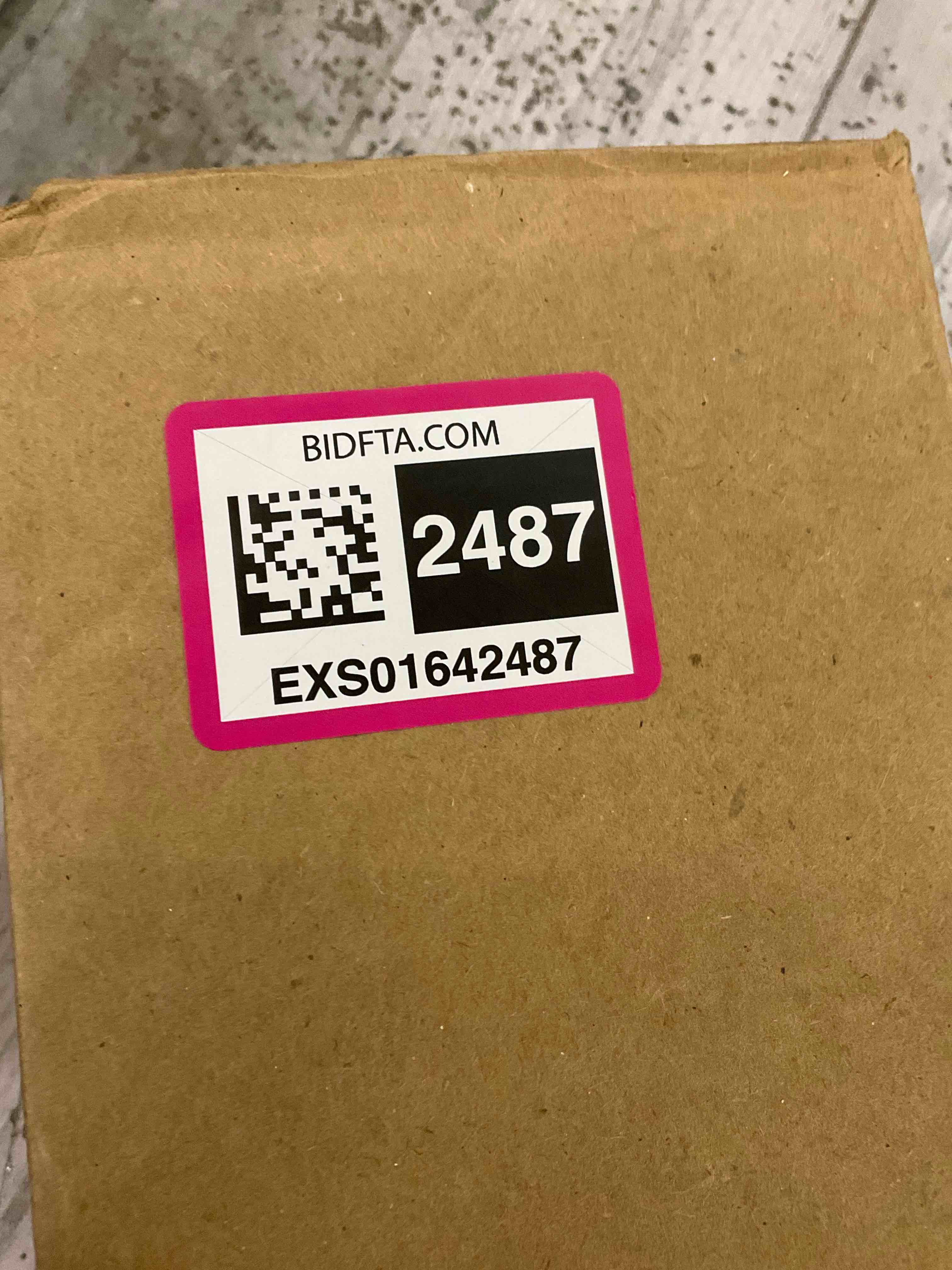 https://s3.amazonaws.com/lotting-images-prod/BargainHunt/EXS01642487_1721934431631.jpeg