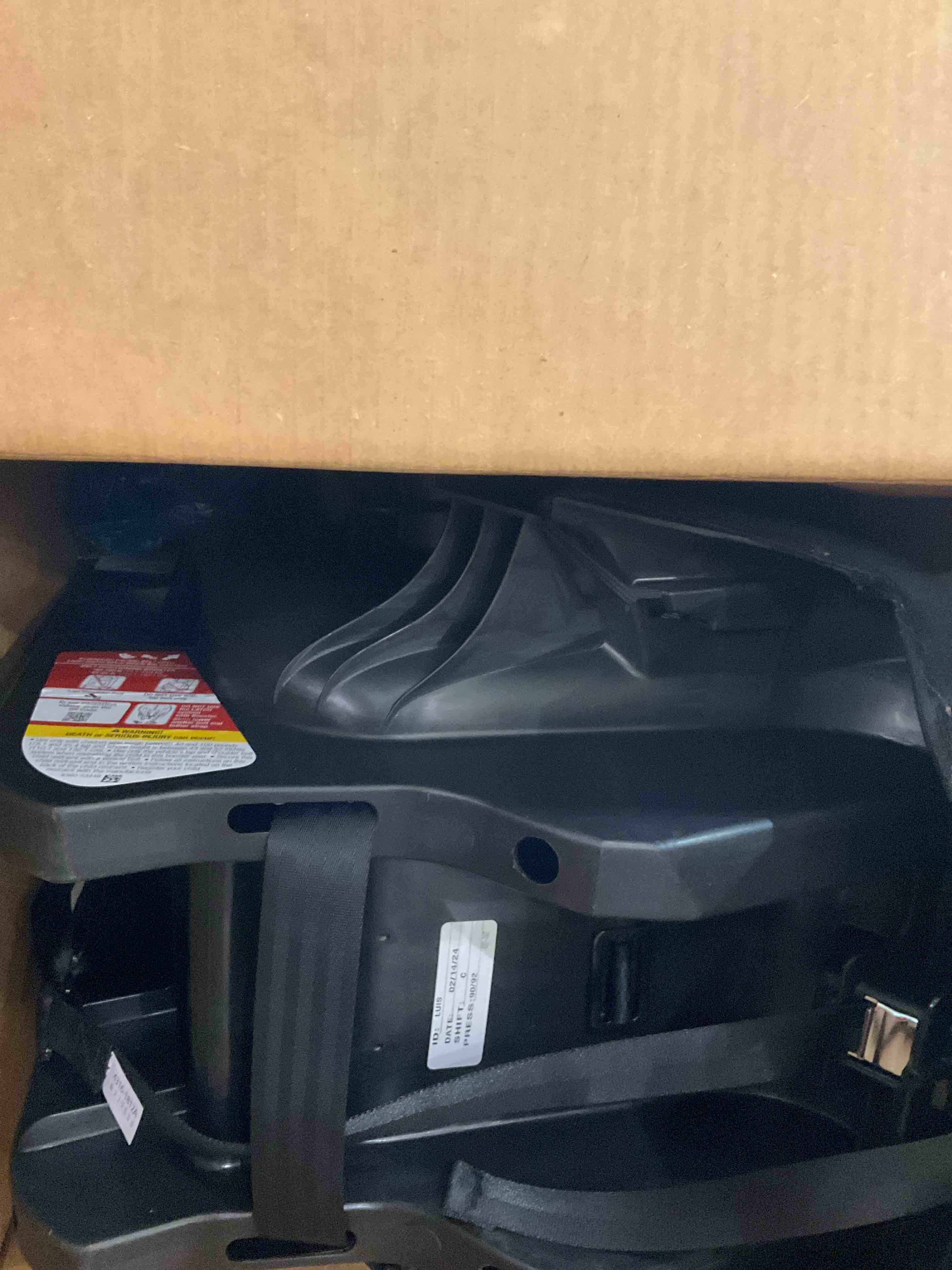 https://s3.amazonaws.com/lotting-images-prod/BargainHunt/EXS01643323_1721317261408.jpeg
