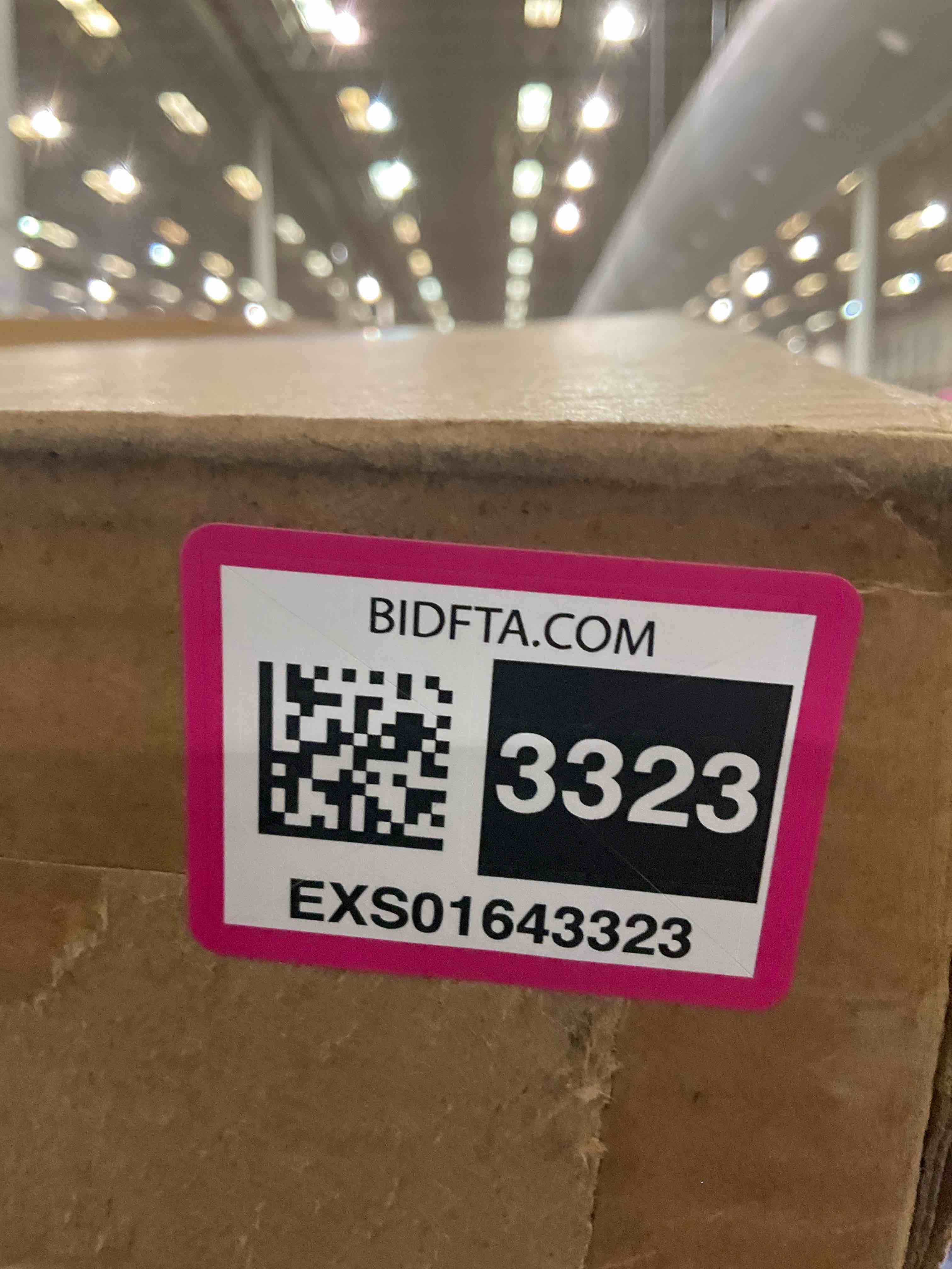 https://s3.amazonaws.com/lotting-images-prod/BargainHunt/EXS01643323_1721317334359.jpeg