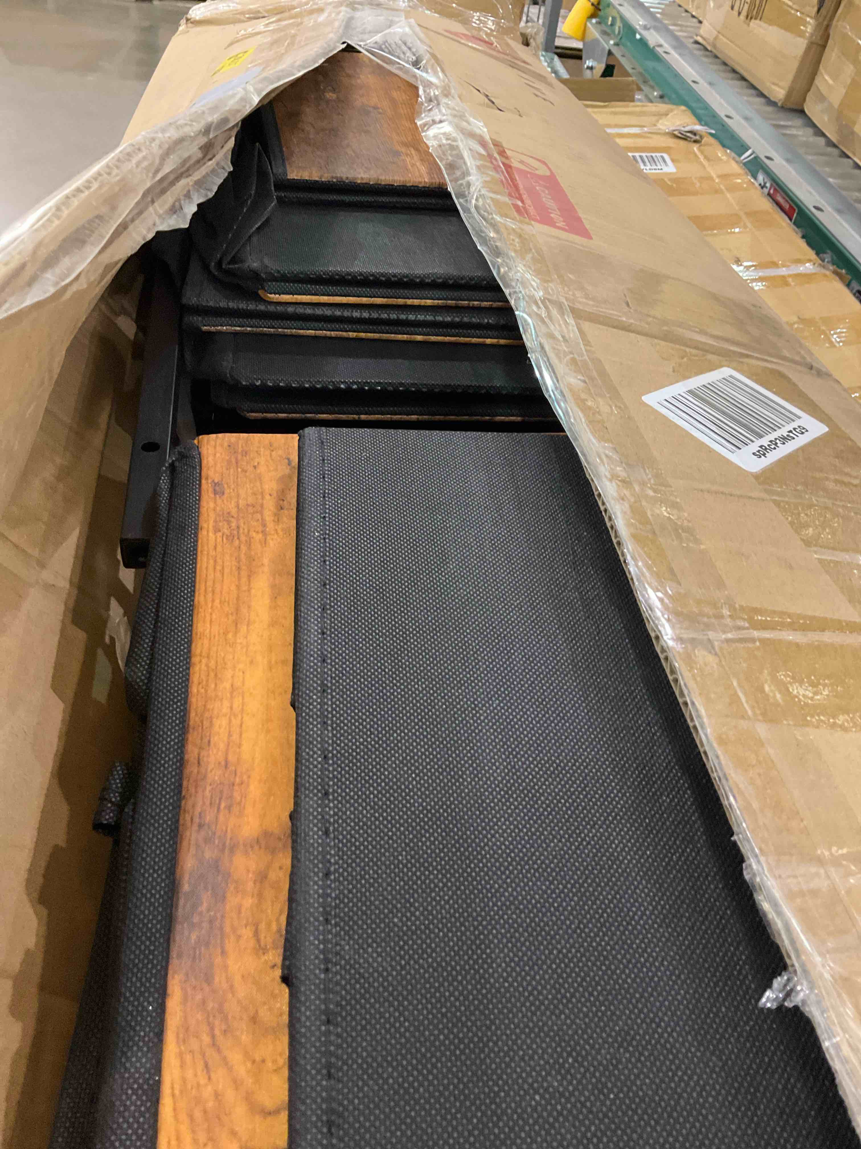 https://s3.amazonaws.com/lotting-images-prod/BargainHunt/EXS01643385_1721657484163.jpeg