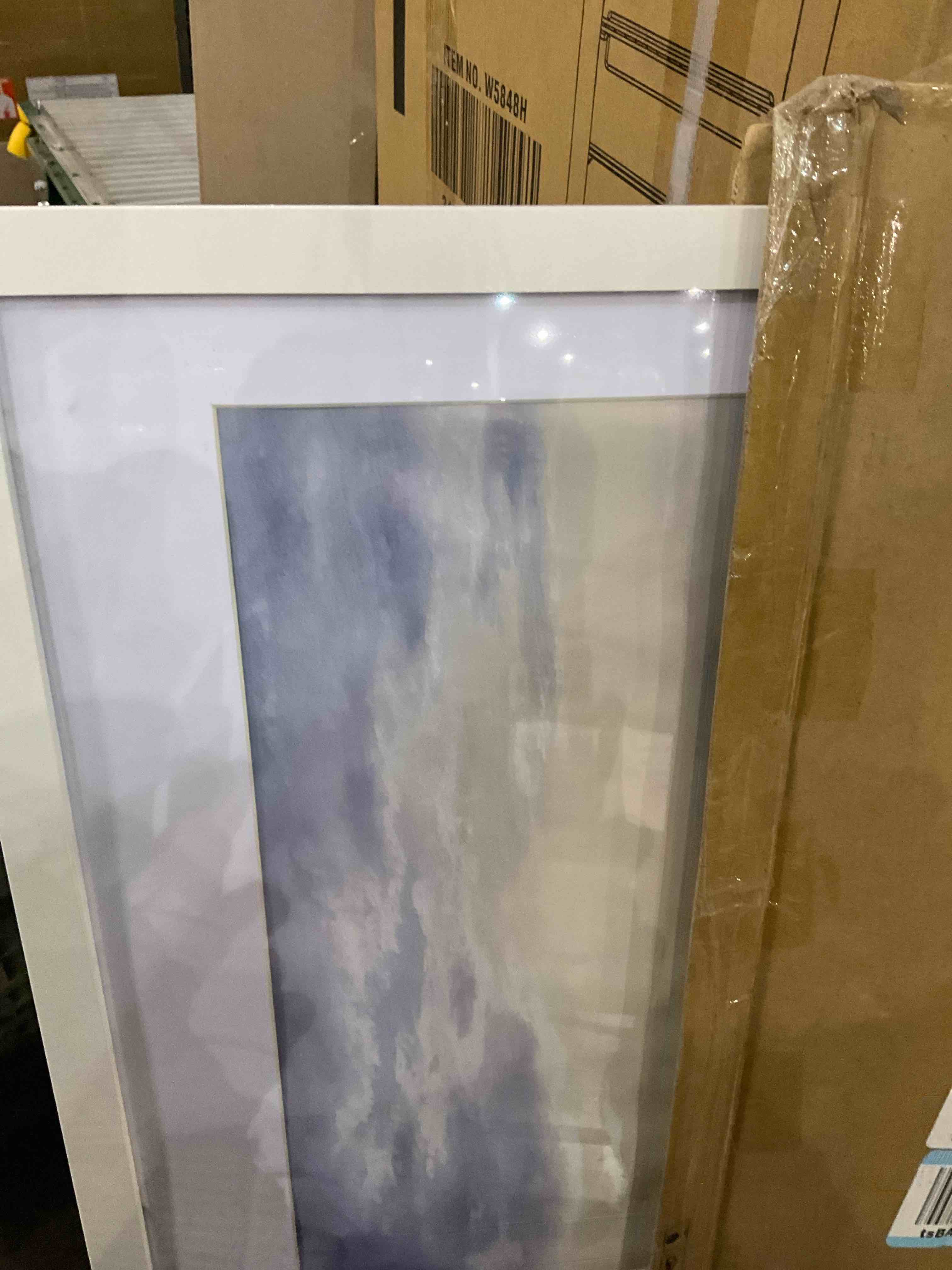 https://s3.amazonaws.com/lotting-images-prod/BargainHunt/EXS01643451_1721737067513.jpeg
